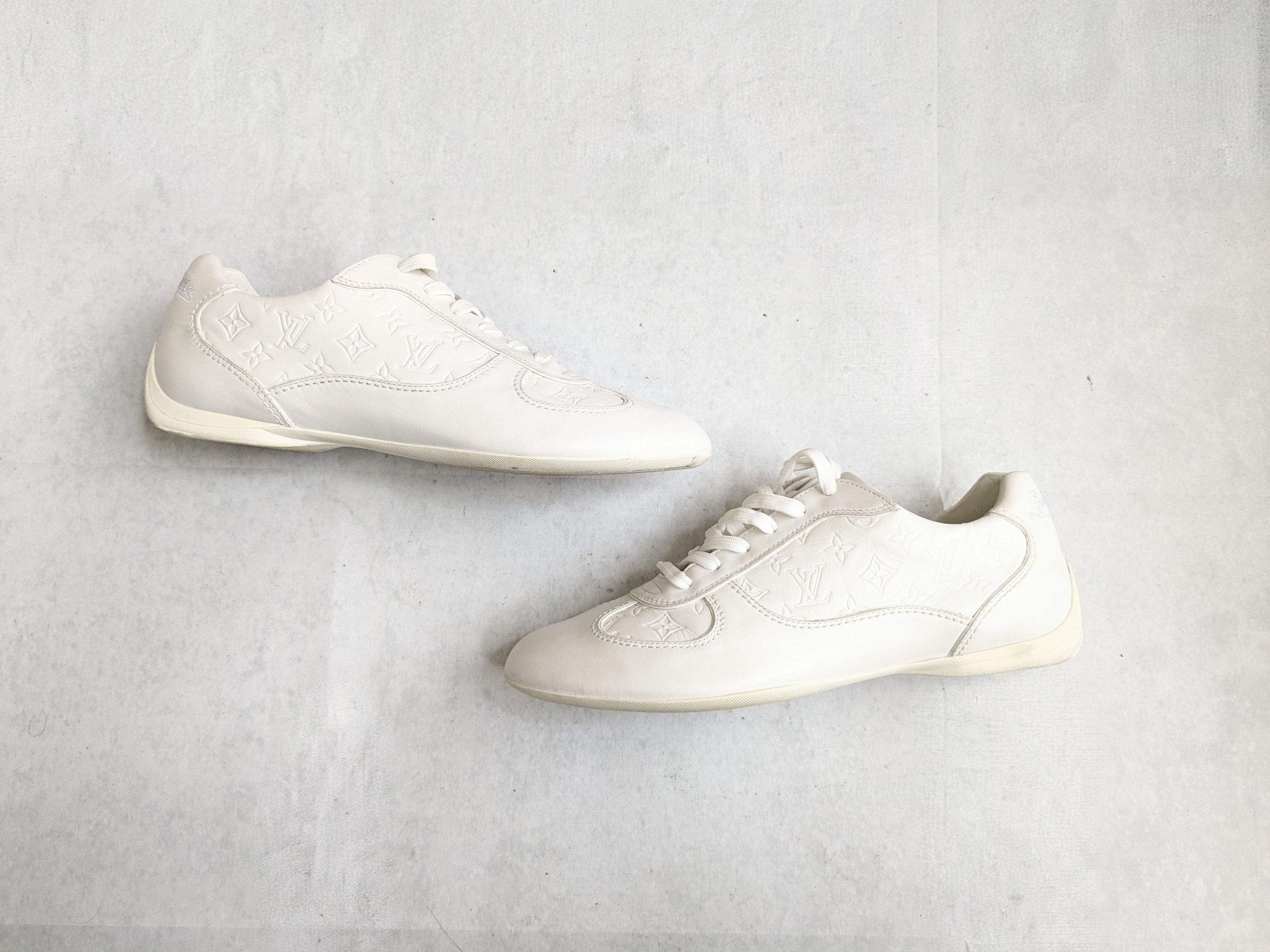 Louis Vuitton Louis Vuitton Sneakers White 7.5 Monogram Logo High Tops Size US 7.5 / EU 40-41 - 1 Thumbnail