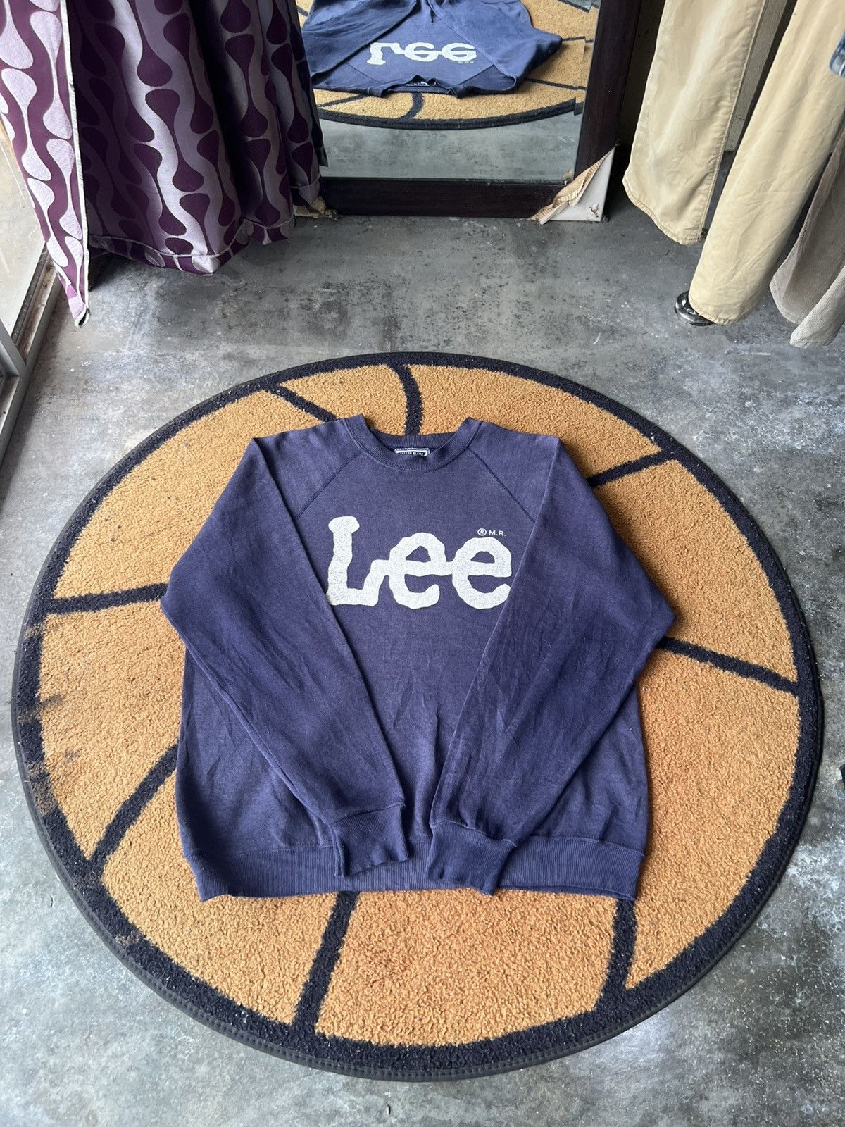 Lee 🔥Vintage Sun Faded Lee Made in Usa Crewneck Sweatshirt Size US M / EU 48-50 / 2 - 2 Thumbnail