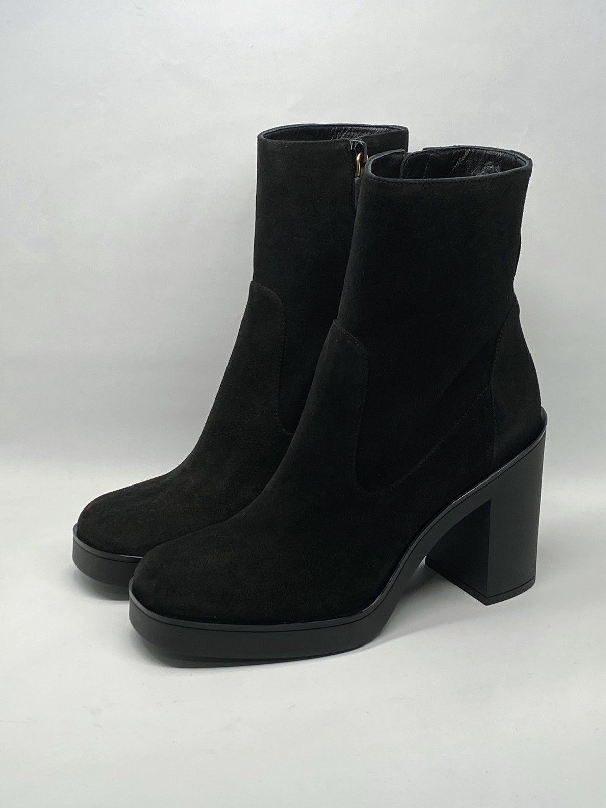Stuart Weitzman Stuart Weitzman Suede Platform Zipped Booties size 9.5 Size US 9.5 / IT 39.5 - 5 Thumbnail