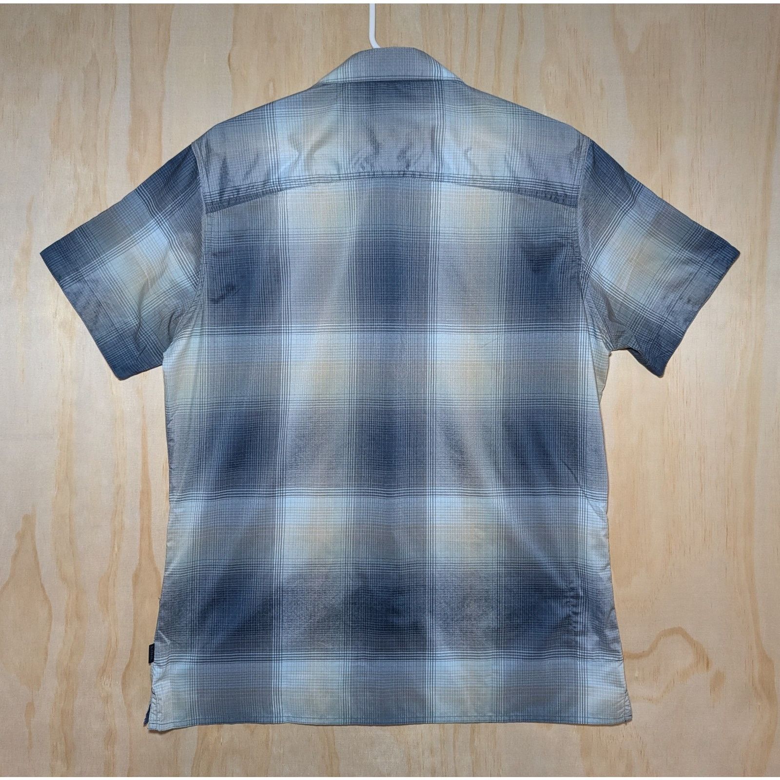 Kuhl Kuhl Men's Medium Plaid Short Sleeve Button Up Shirt Hiking Size US M / EU 48-50 / 2 - 6 Thumbnail