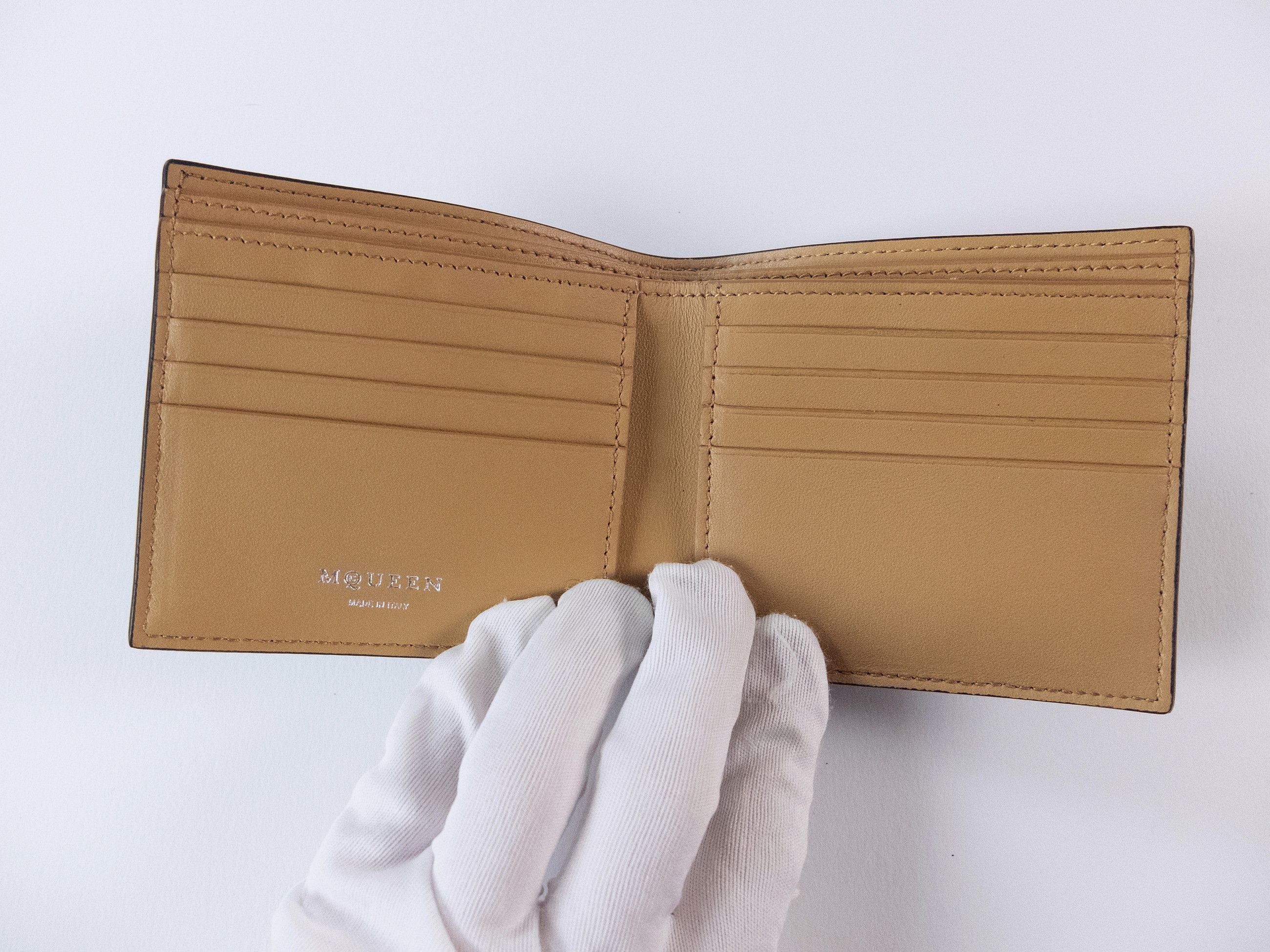 Alexander McQueen ALEXANDER MCQUEEN black cracked effect leather bifold wallet Size ONE SIZE - 5 Thumbnail