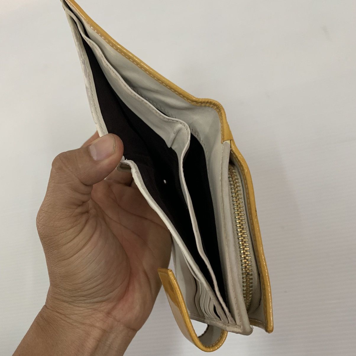 Yves Saint Laurent YvesSaintLaurent Wallet Size ONE SIZE - 9 Thumbnail