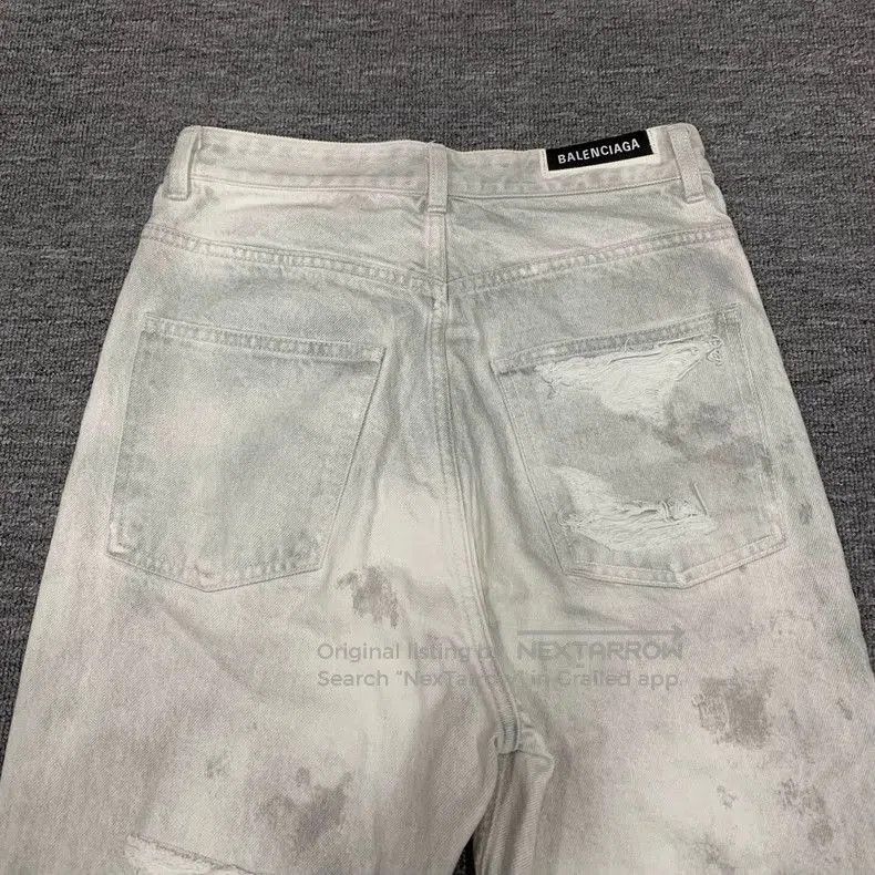 Balenciaga Balenciaga White Distressed Denim Jeans. Size US 26 / EU 42 - 4 Thumbnail