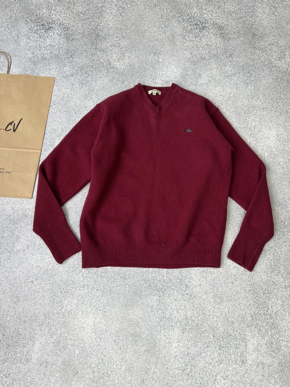 Burberry × Vintage Vintage Burberry cashmere wool v-neck sweater Size US M / EU 48-50 / 2 - 1 Thumbnail
