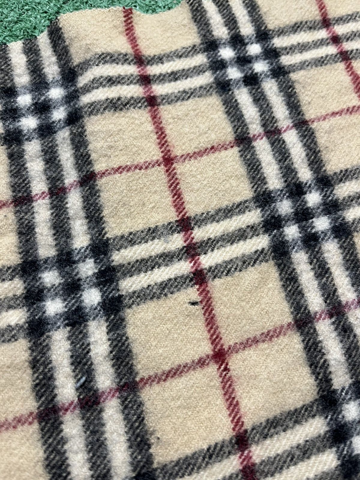 Burberry Burberry Brit Lambswool Scarf Size ONE SIZE - 5 Thumbnail