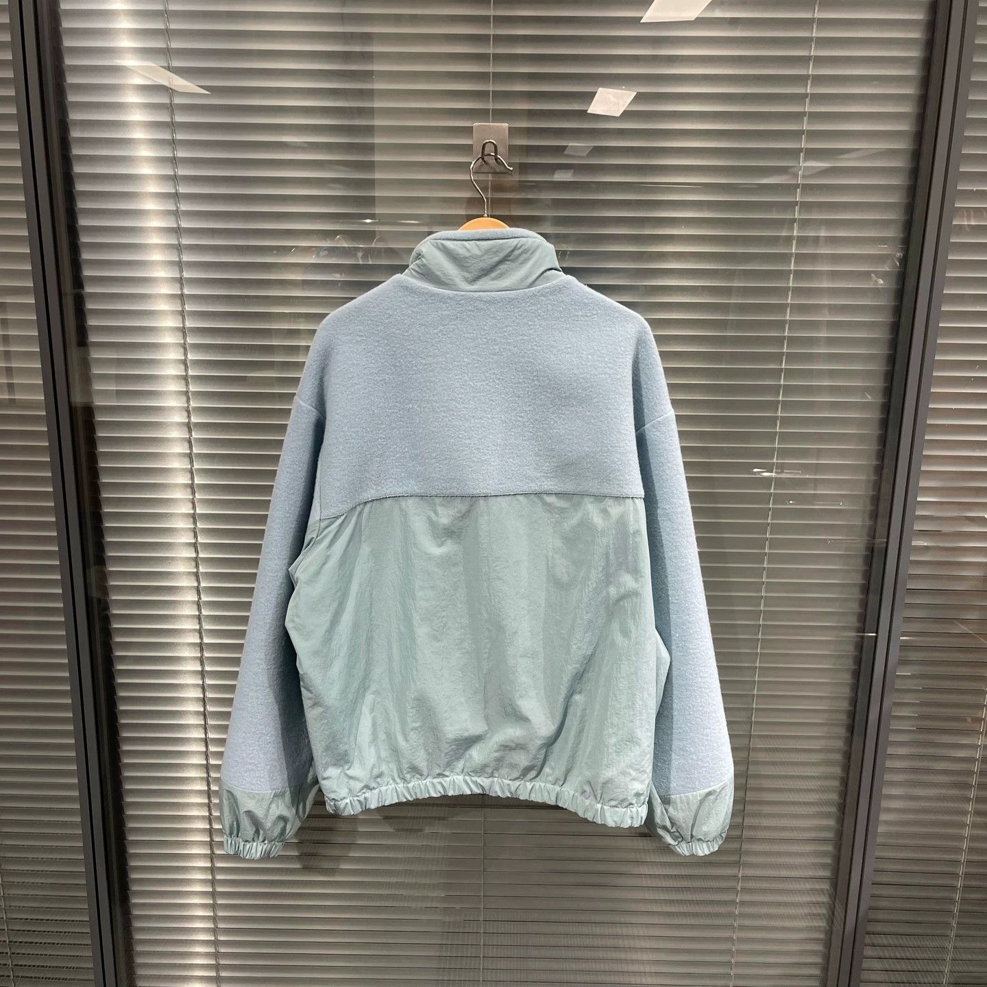 Louis Vuitton LV Blue Half-Zip Pigeon Embroidery Jacket Size 50 Size US M / EU 48-50 / 2 - 2 Thumbnail