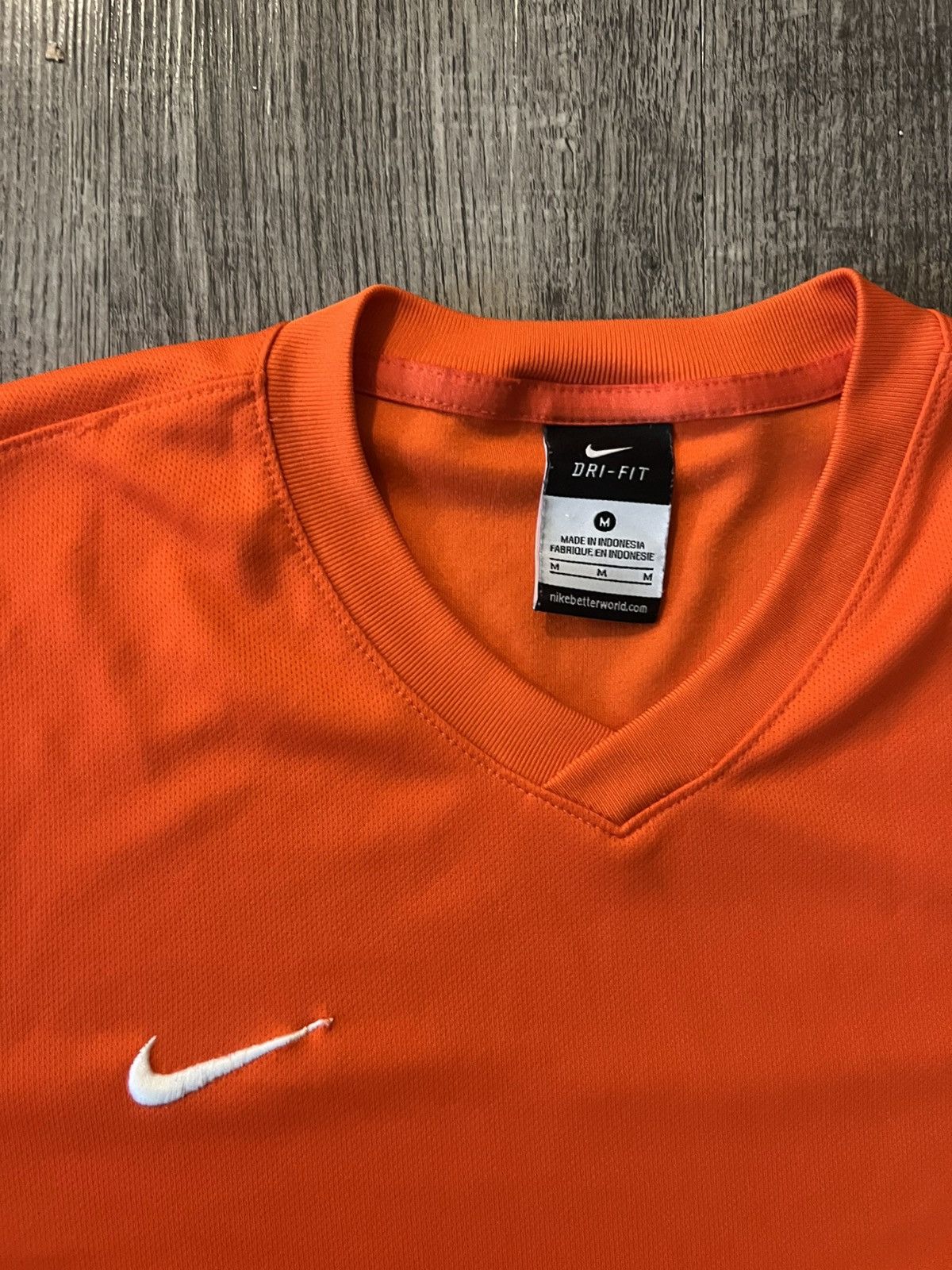 Nike × Vintage Vintage Nike Team Dri-Fir Short Sleeve Size US M / EU 48-50 / 2 - 2 Thumbnail
