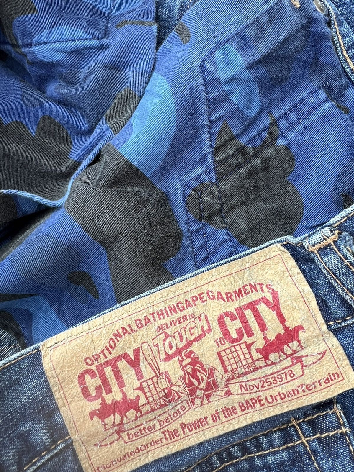 Bape Vintage A Bathing Ape Nigo Era Fade Blue Denim Jeans Size US 32 / EU 48 - 22 Thumbnail