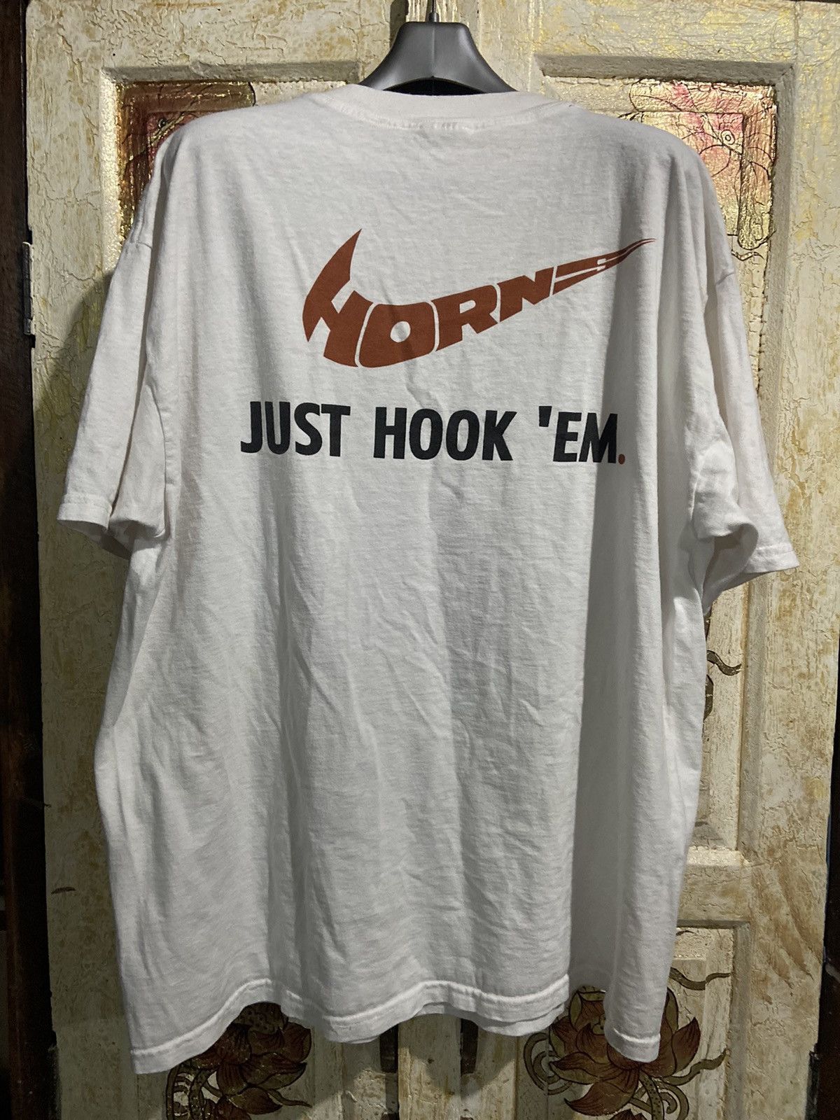 Vintage Vintage just blew it just hook’EM white t-shirt XL Size US XL / EU 56 / 4 - 4 Thumbnail