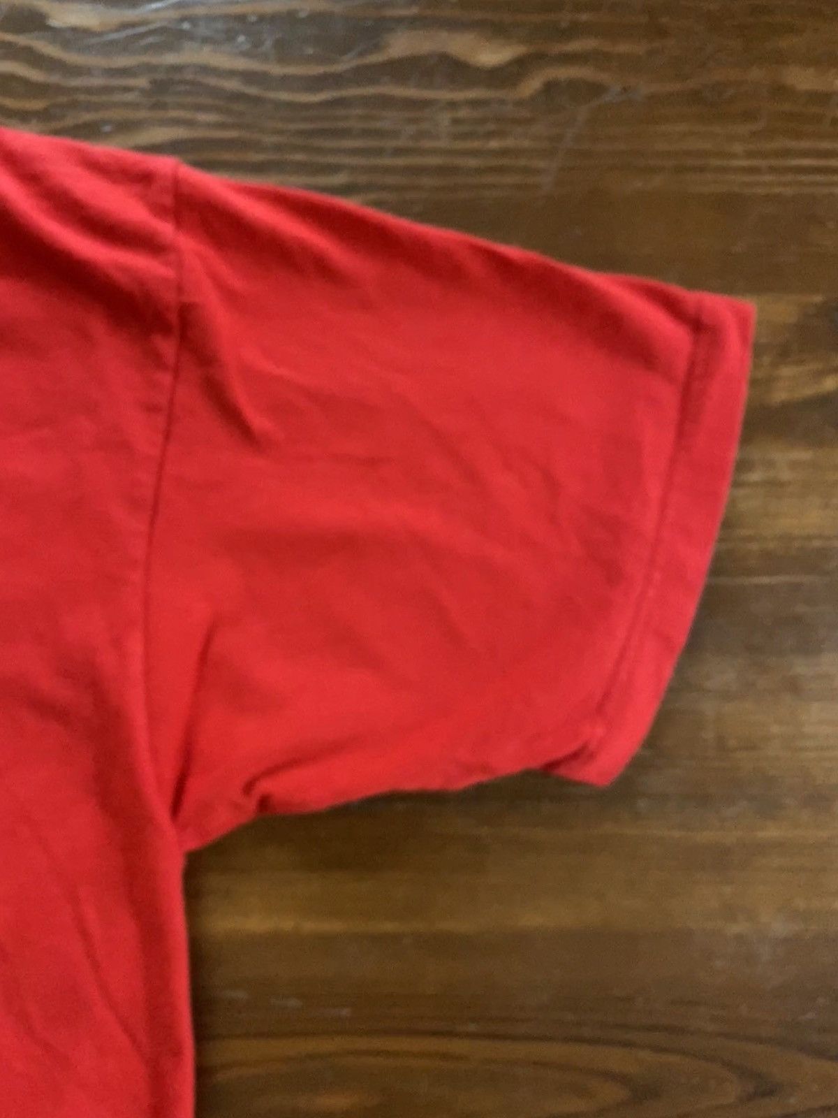 Vintage Vintage 90’s Bad Boy Victory Isn’t Handed Red Tee Size US L / EU 52-54 / 3 - 4 Thumbnail