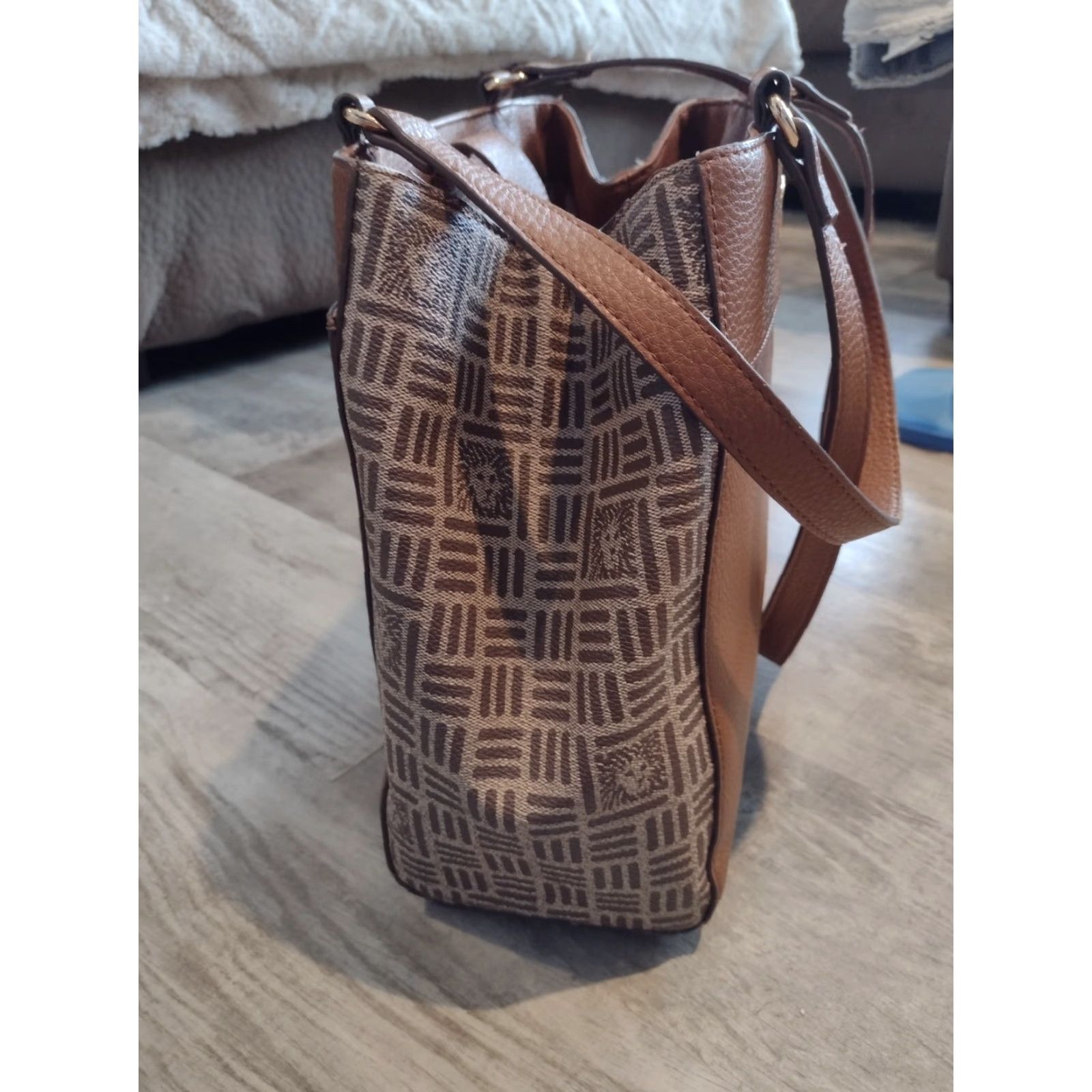 Anne Klein Anne Klein Signature Shoulder Bag Medium Brown Faux Leather Logo Purse Womens Size ONE SIZE - 3 Thumbnail