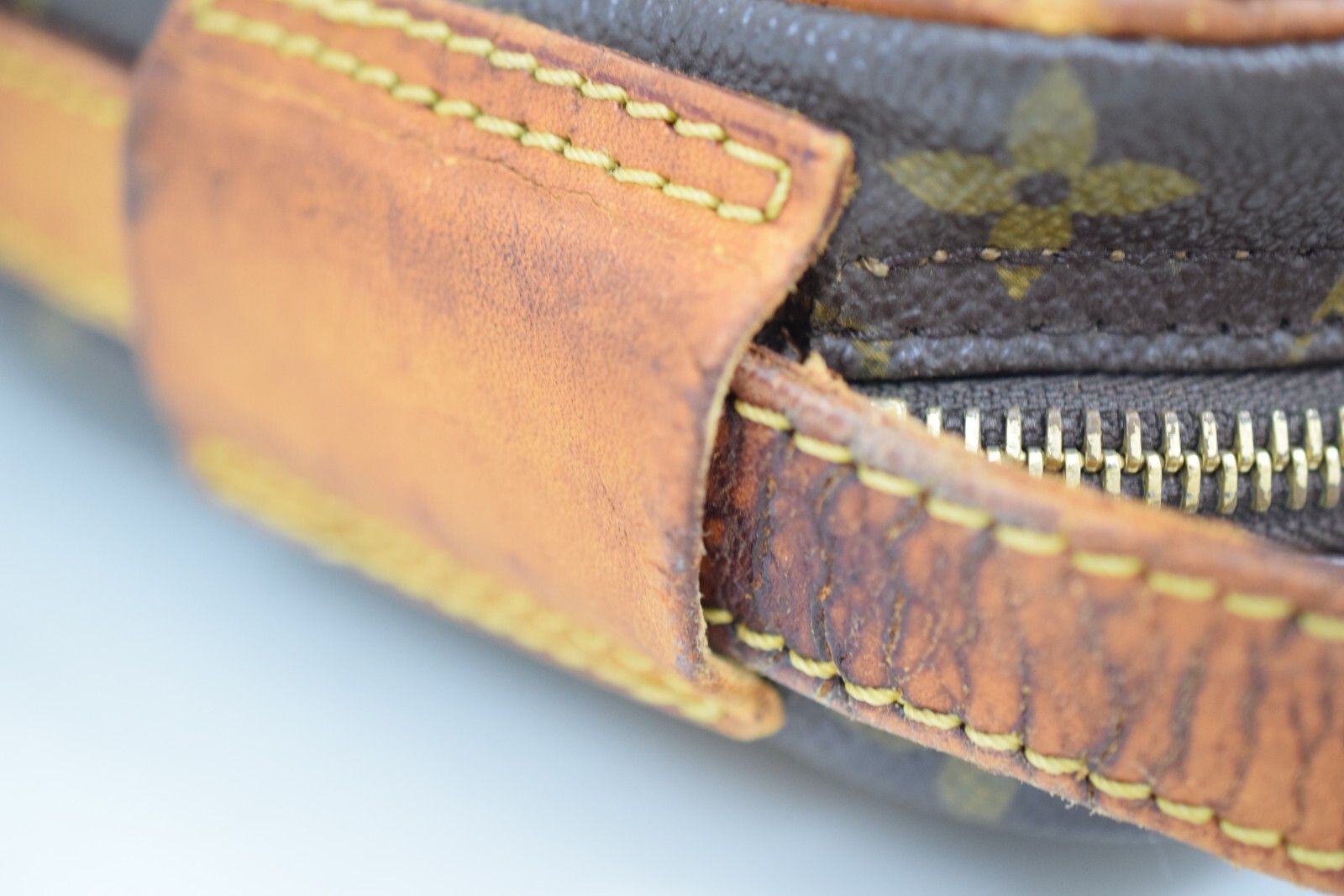 Louis Vuitton Louis Vuitton Jeune Fille GM Crossbody Monogram M51225 Size ONE SIZE - 13 Thumbnail