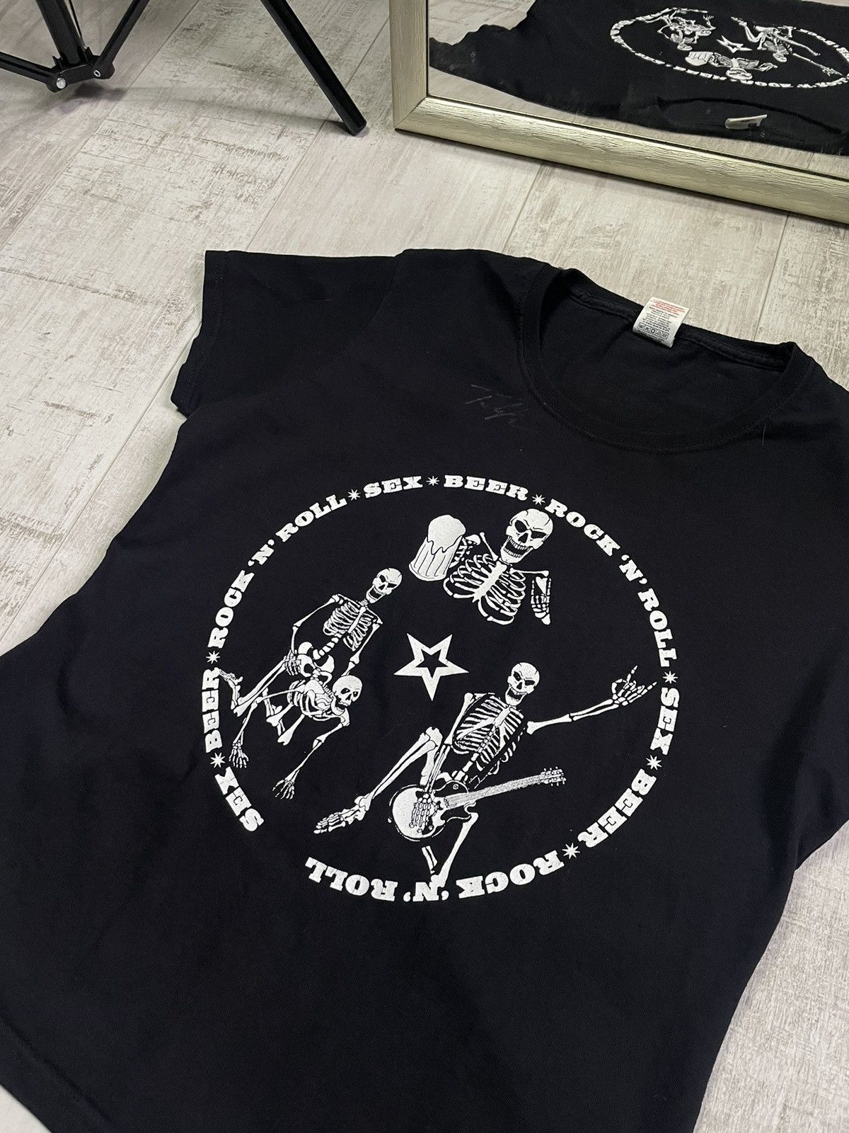 Vintage Vintage Y2K “SEX” “BEER” “Rock N Roll” T-Shirt Black RARE Size XL / US 12-14 / IT 48-50 - 4 Thumbnail
