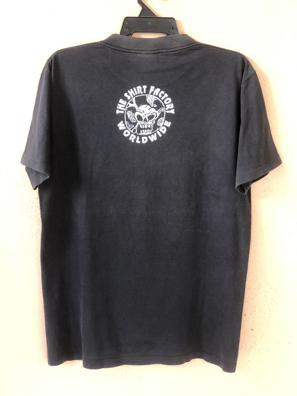 Vintage Vintage 90s RAW Nude Girl Rare Distressed Tee Size US L / EU 52-54 / 3 - 13 Thumbnail