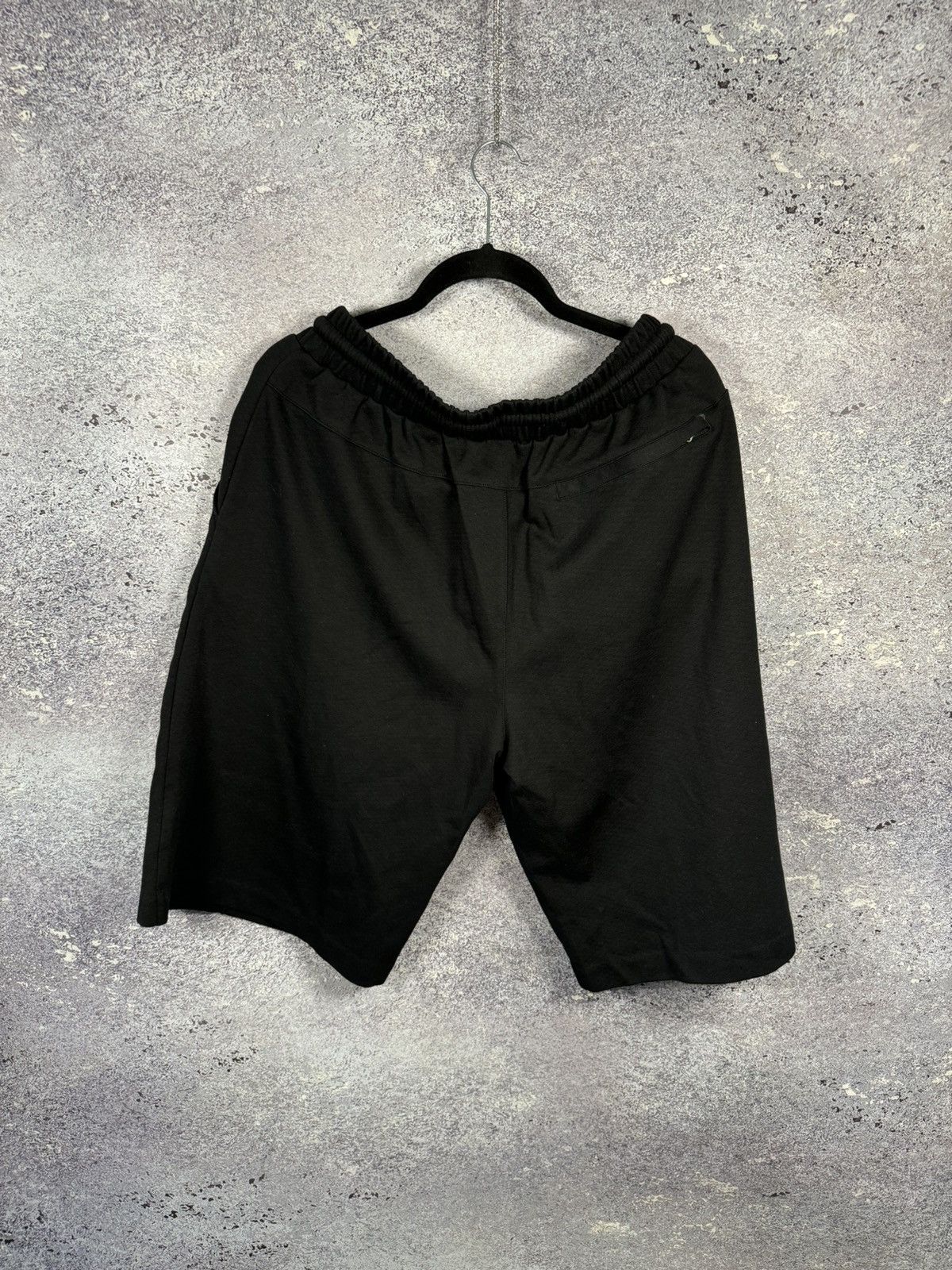 AMI × Puma Puma X AMI Black Heart ACE Puma Logo Drawstring Short Large Size US 34 / EU 50 - 9 Thumbnail