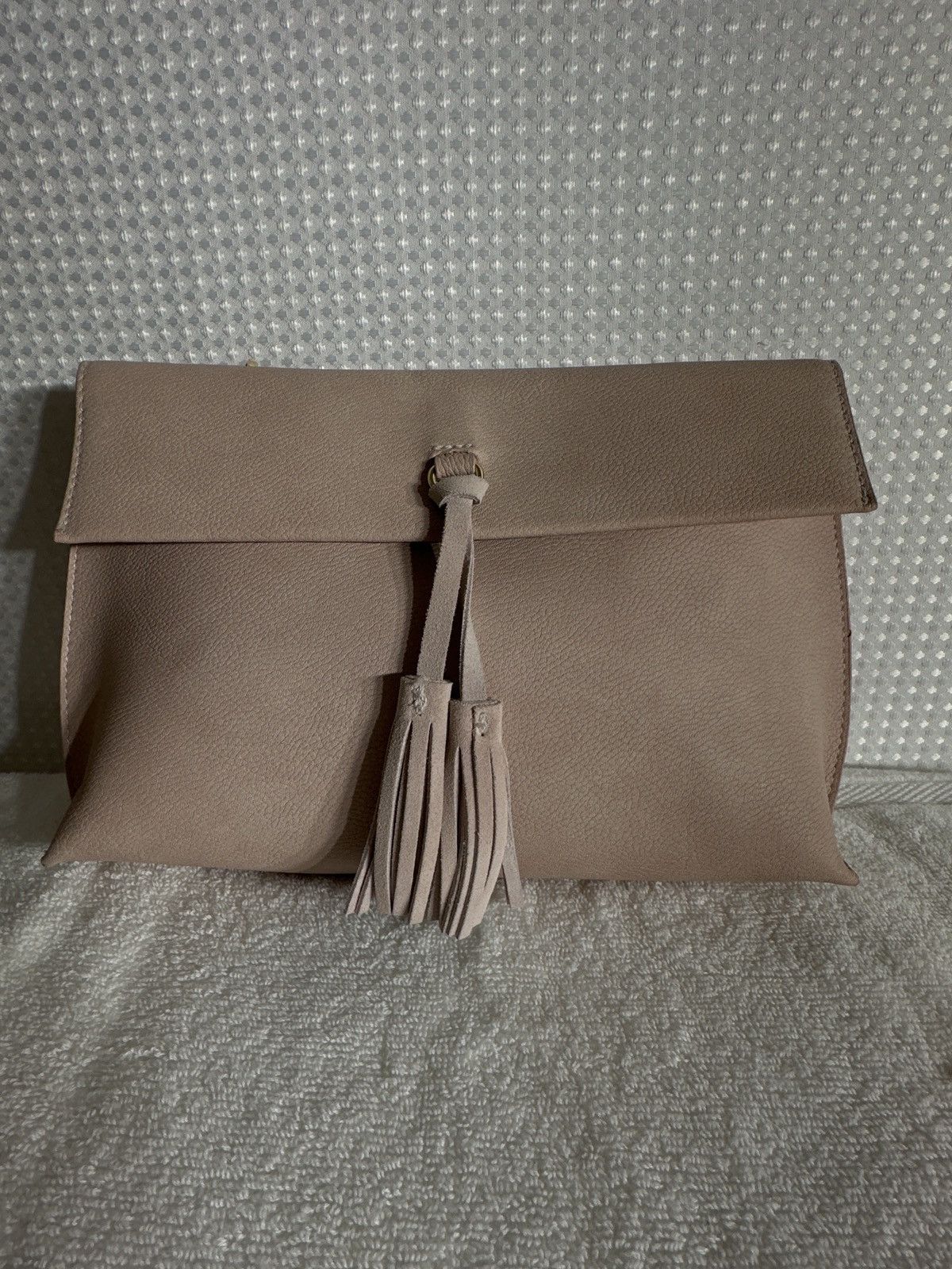 Anthropologie Anthropologie Suede Tassel Crossbody Bag Size ONE SIZE - 3 Thumbnail