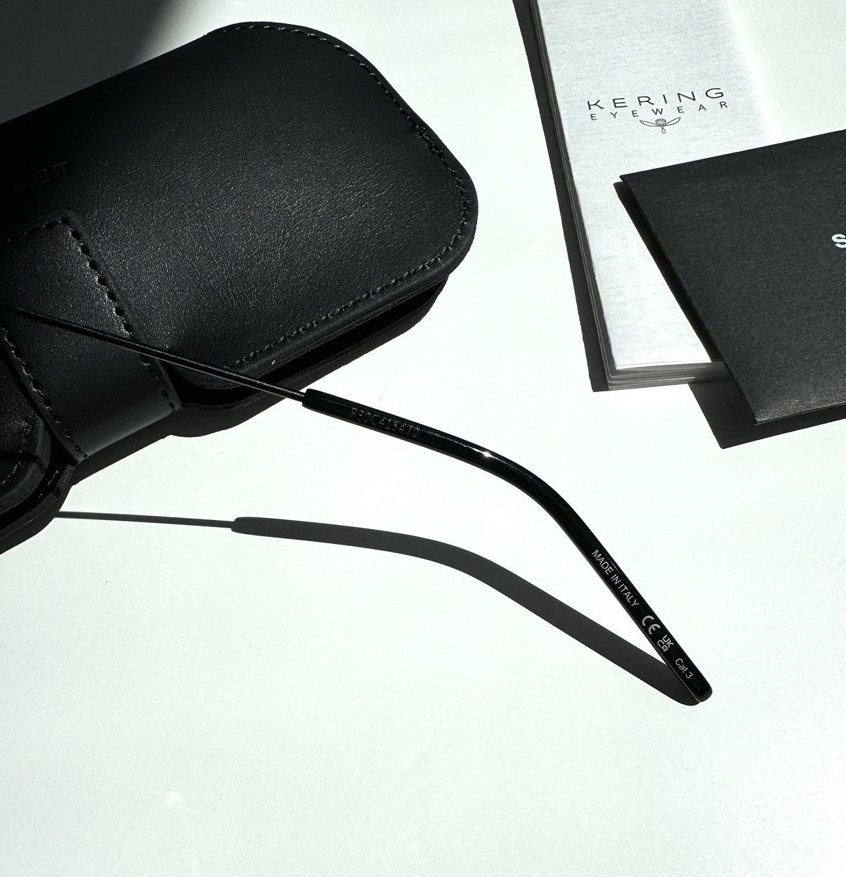 Yves Saint Laurent New Sunglasses SAINT LAURENT SL 302 Lisa 002 Size ONE SIZE - 8 Thumbnail