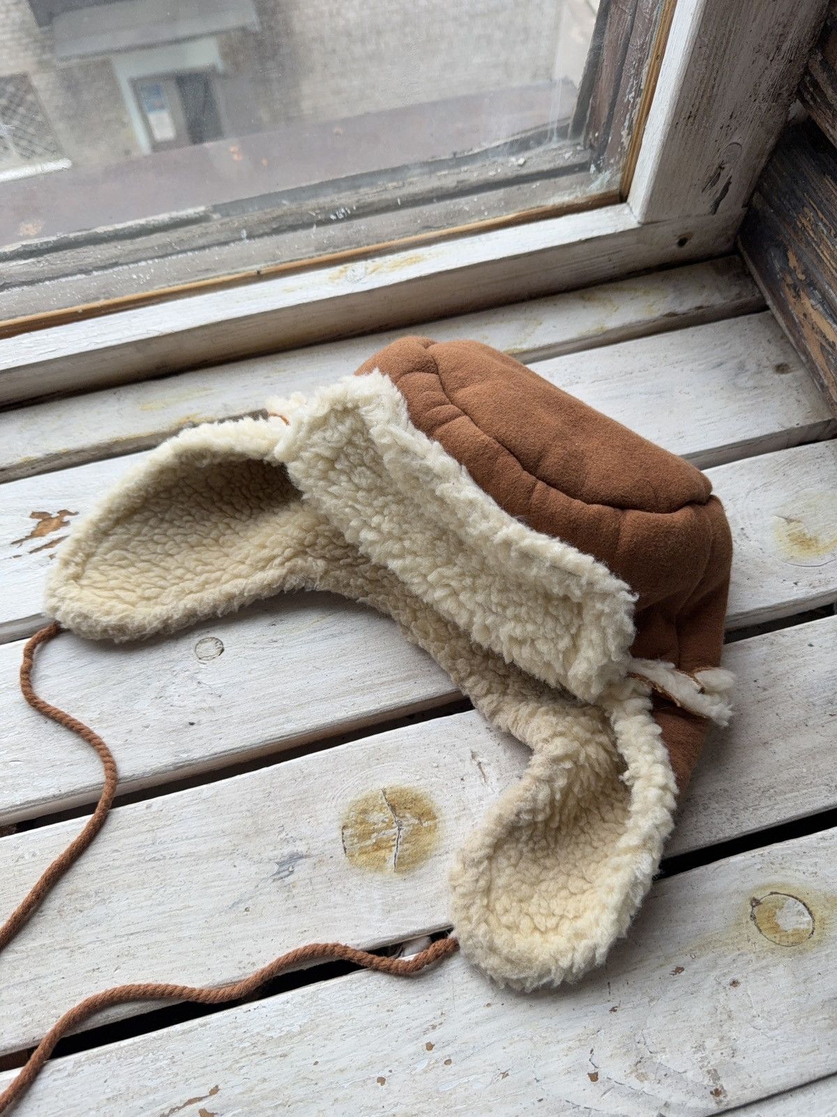 Vintage Y2K Retro 90s American Vintage Fuzzy Hat Trapper hat Italy Size ONE SIZE - 3 Thumbnail