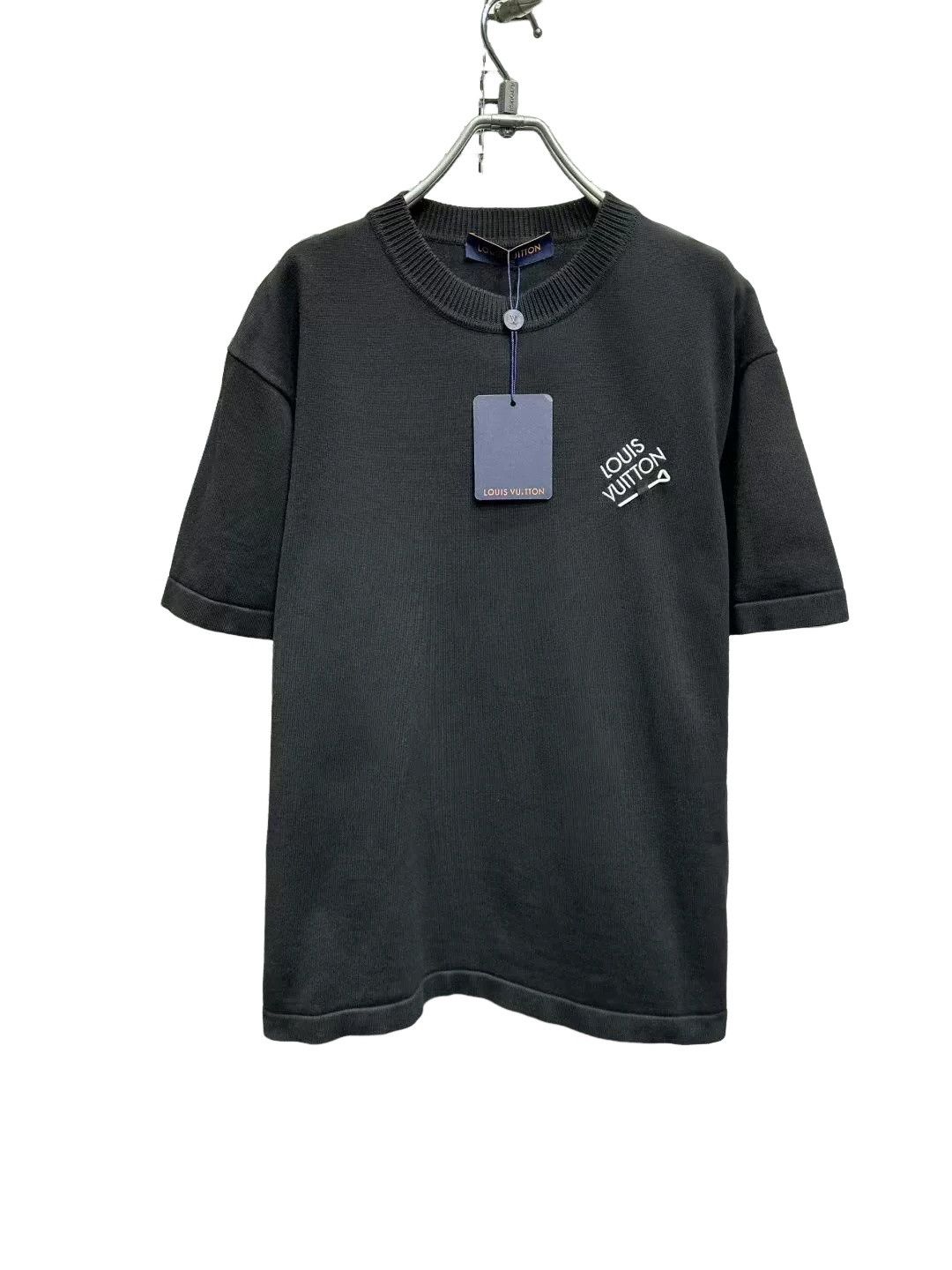 Louis Vuitton Louis Vuitton Embroidered Logo Knit T-Shirt L Size US L / EU 52-54 / 3 - 1 Thumbnail