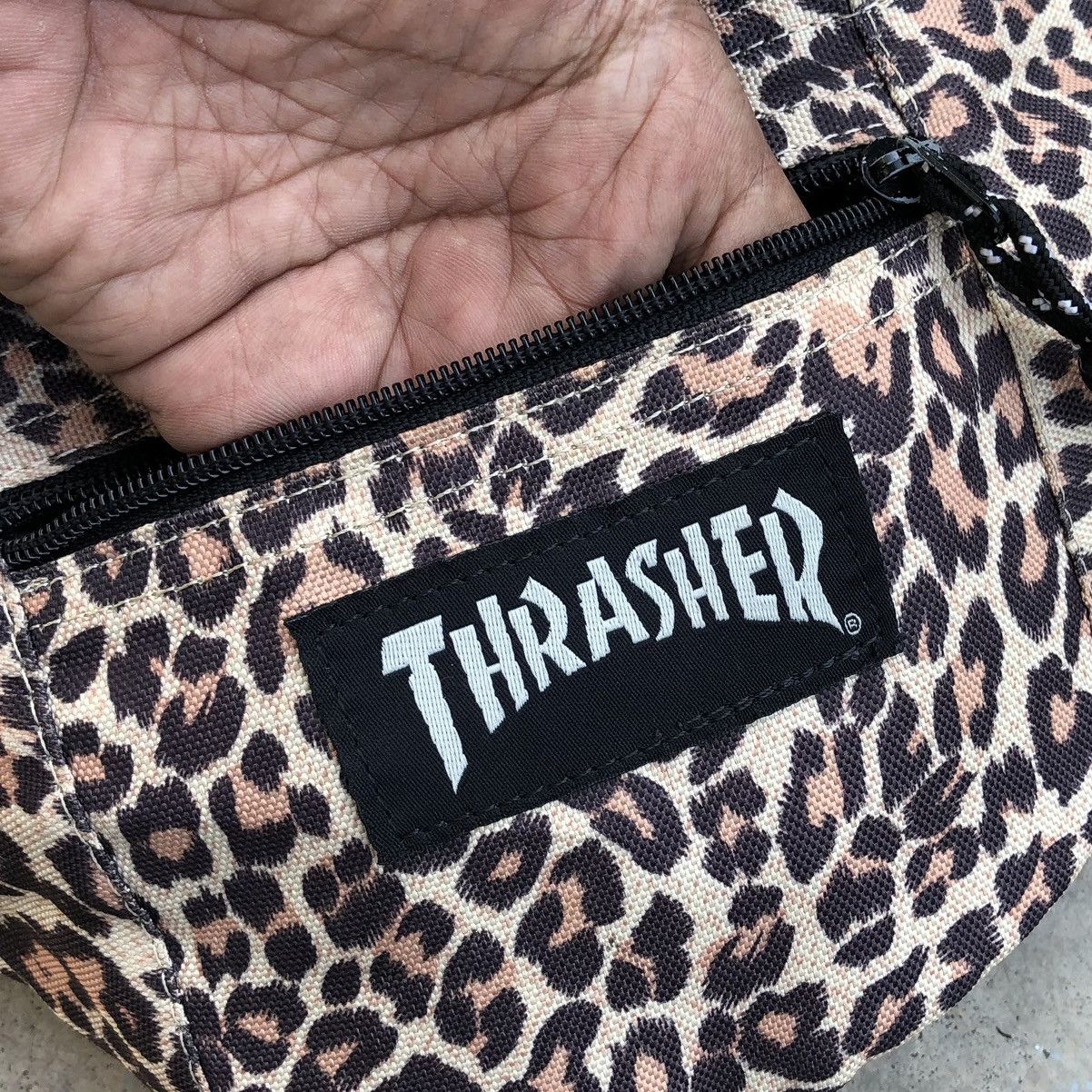 Thrasher Vintage THRASHER Leopard Printed Slingbag & Pouch Bag Size ONE SIZE - 3 Thumbnail