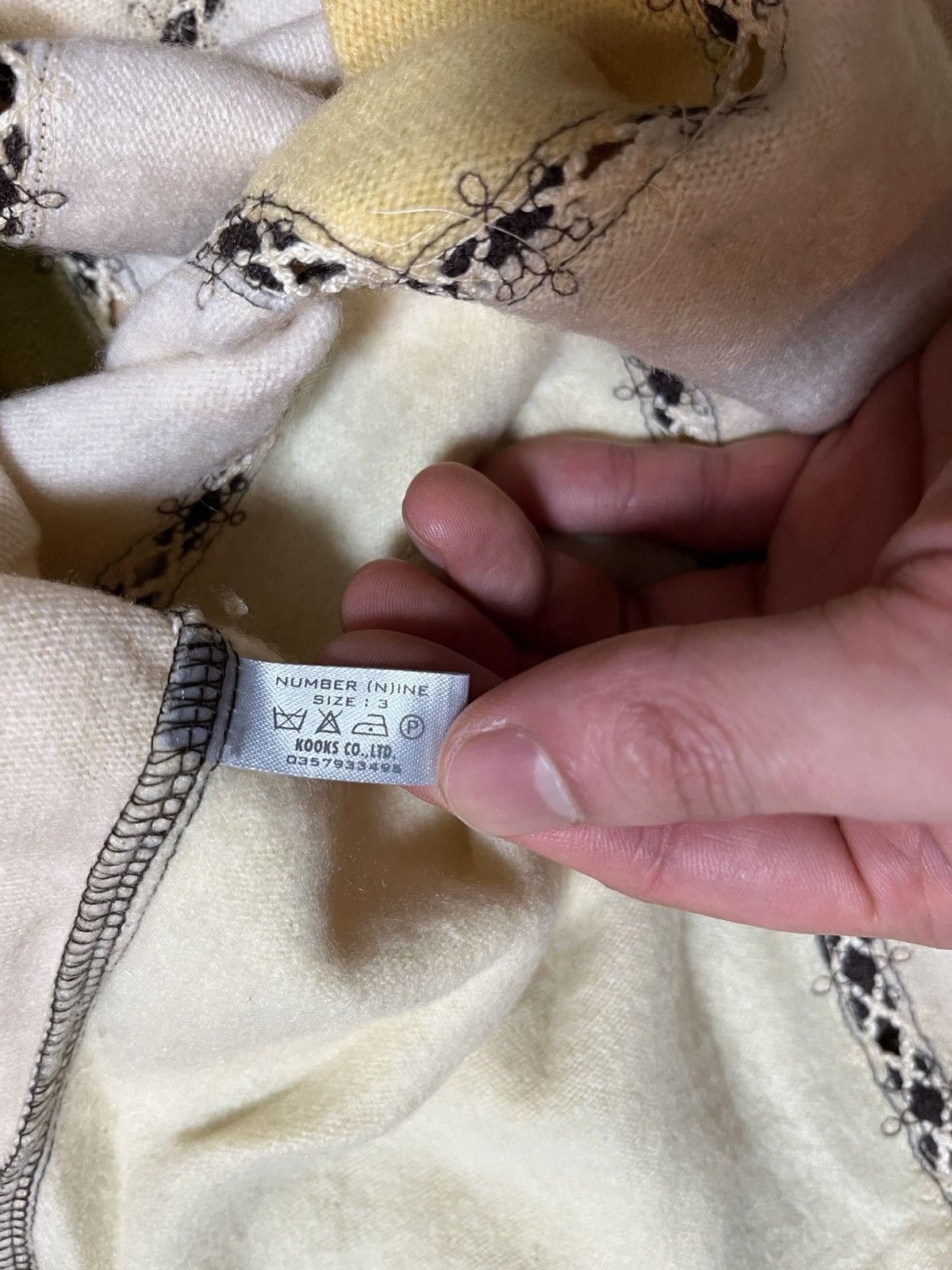 Number (N)ine Number Nine 02AW “nowhere man" cashmere patchwork knit Size US M / EU 48-50 / 2 - 8 Thumbnail