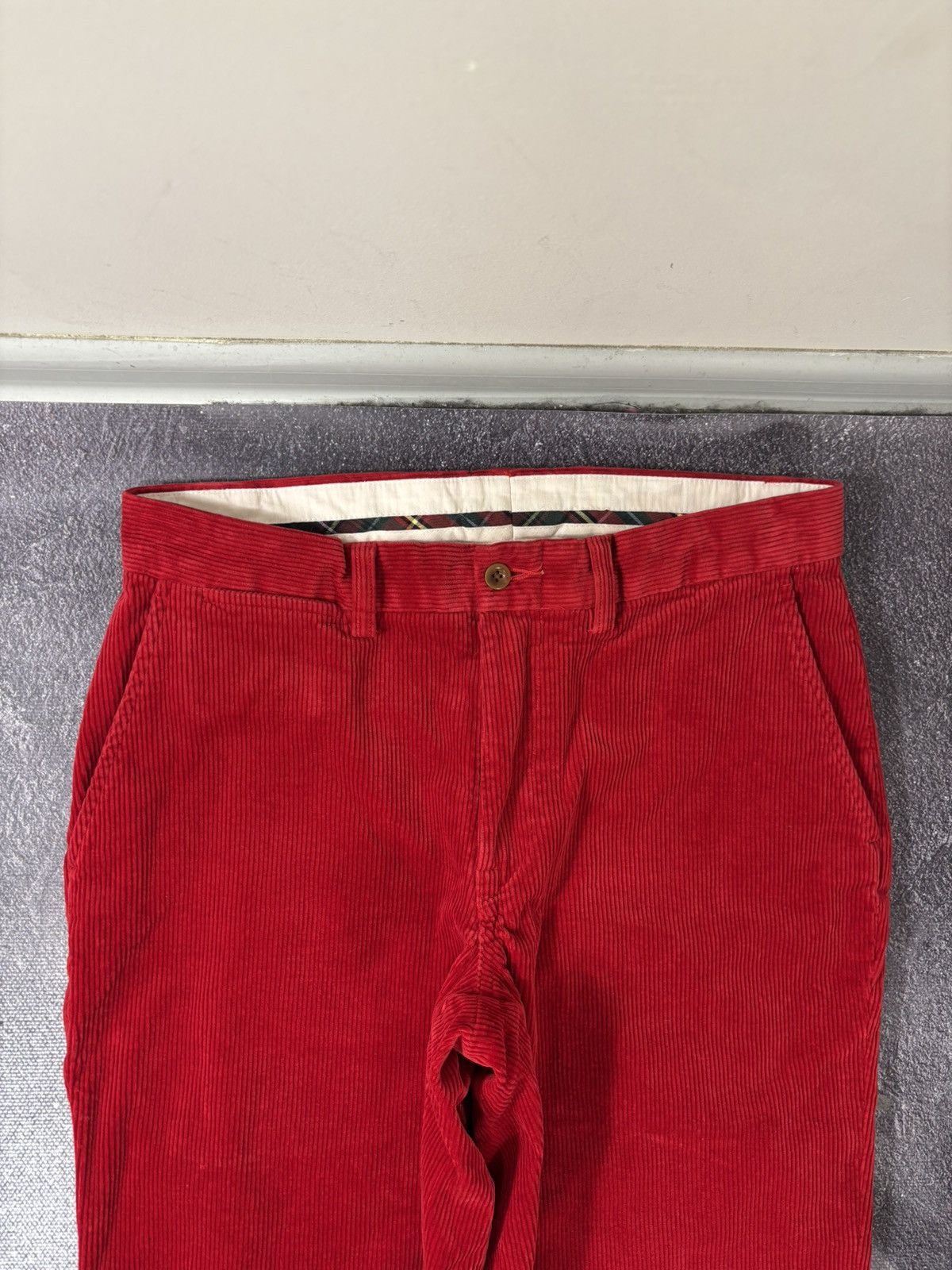 Polo Ralph Lauren Vintage Polo Ralph Lauren Men’s Red Corduroy Preppy Pants Size US 32 / EU 48 - 6 Thumbnail