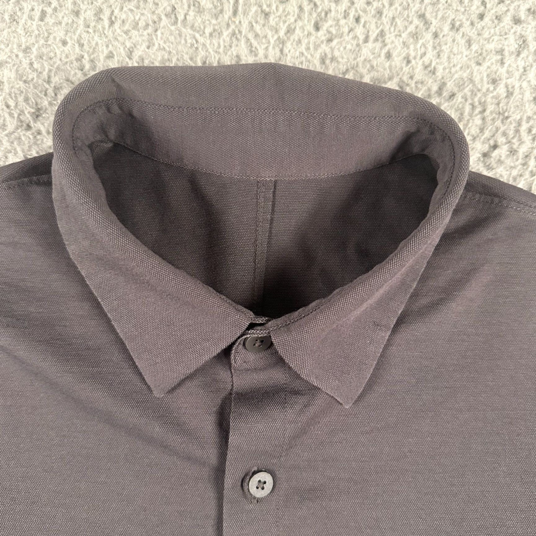 Lululemon Lululemon Commission Shirt Men Large Gray Button Up Stretch Long Sleeve Flaws Size US L / EU 52-54 / 3 - 5 Thumbnail