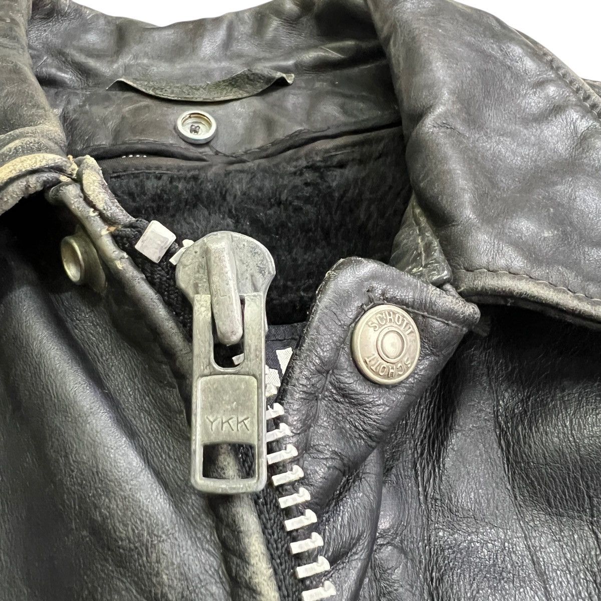 Schott 💥 1970s SCHOTT TYPE A-2 TOPGUN BLACK LEATHER JACKET Size US L / EU 52-54 / 3 - 13 Thumbnail