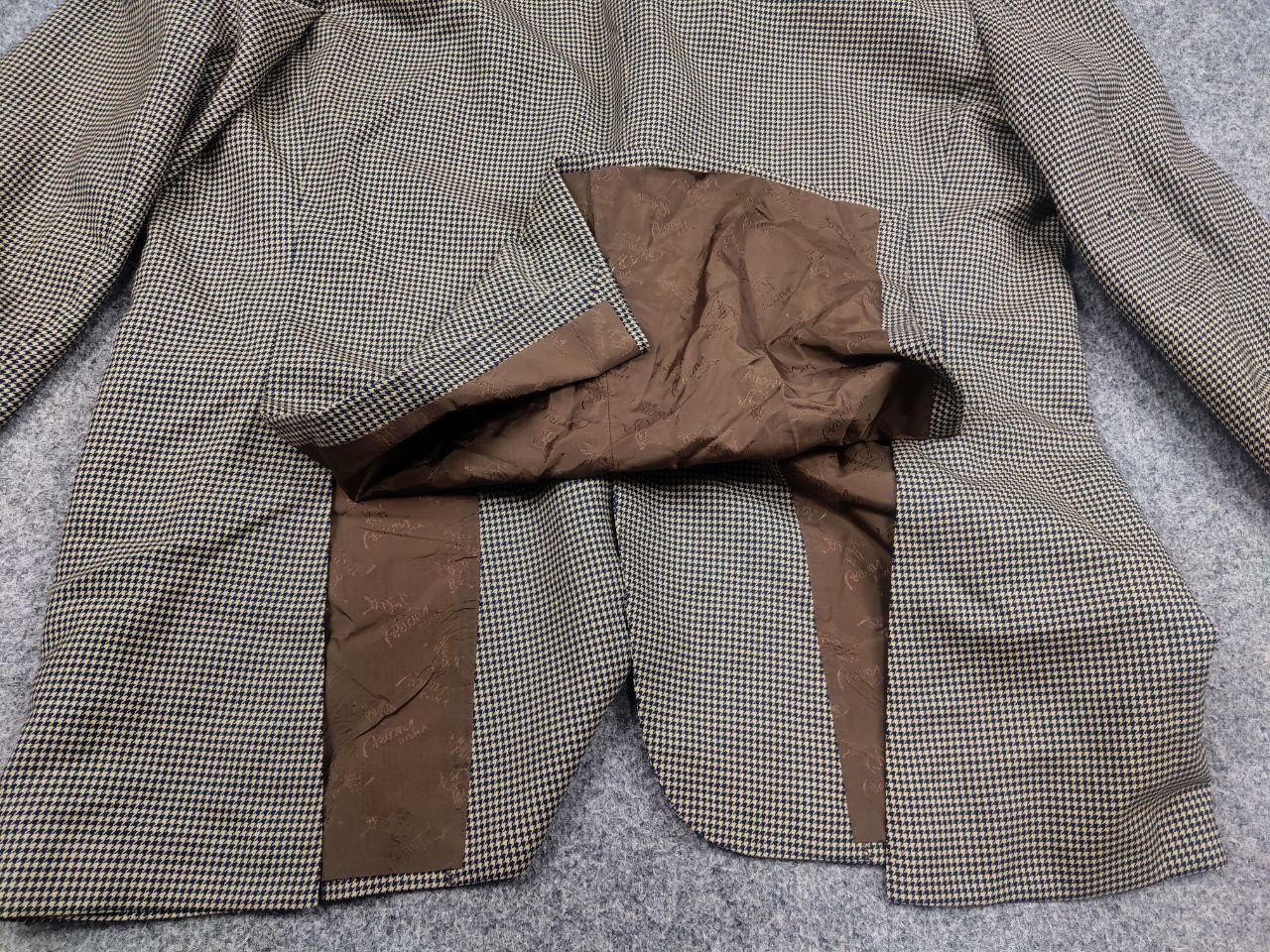 Brioni Brioni Vintage Houndstooth pattern Wool Beige Blazer Jacket Size US L / EU 52-54 / 3 - 11 Thumbnail