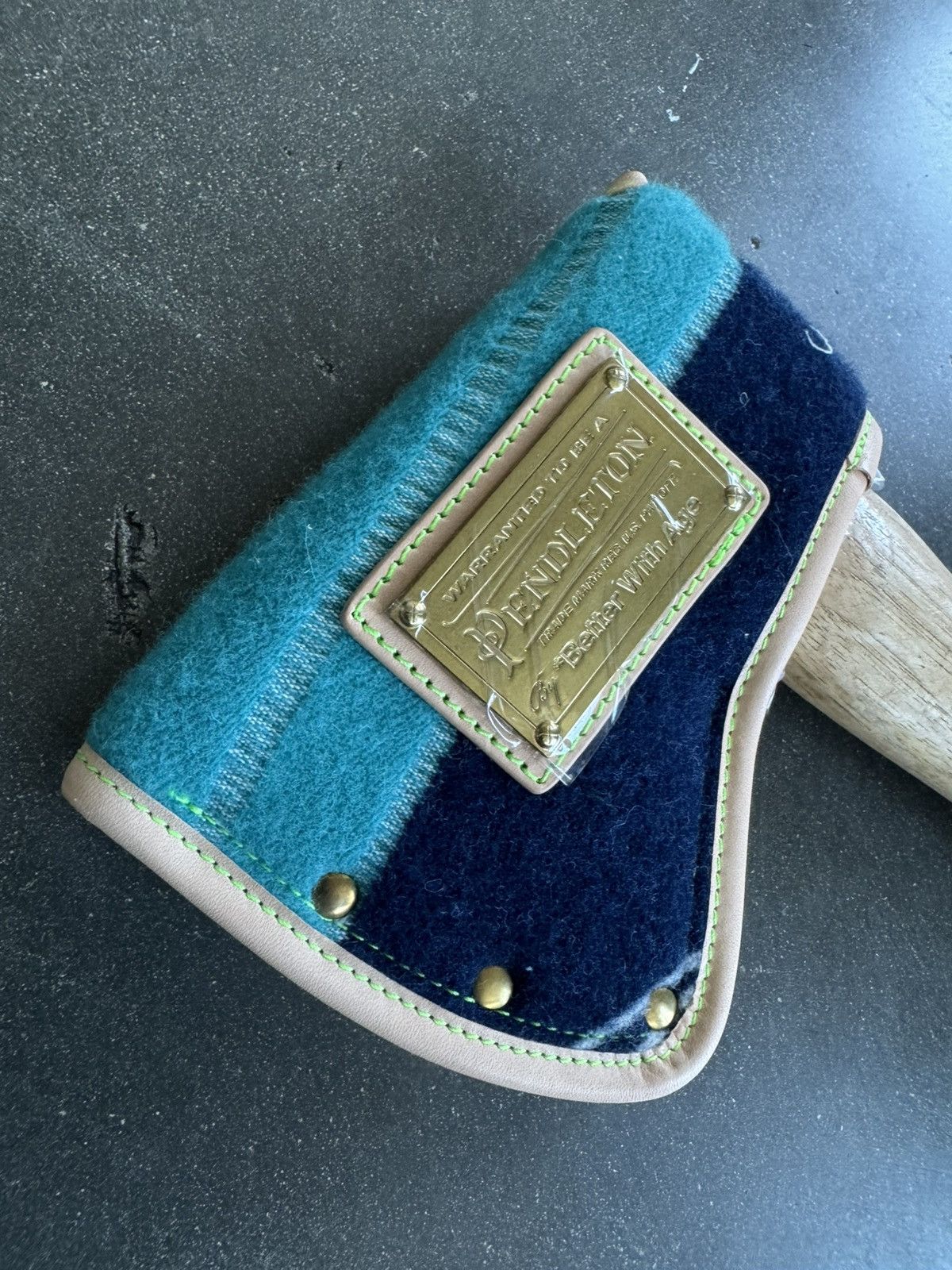 Better With Age Better With Age AXE + Flannel sleeve Size ONE SIZE - 3 Thumbnail