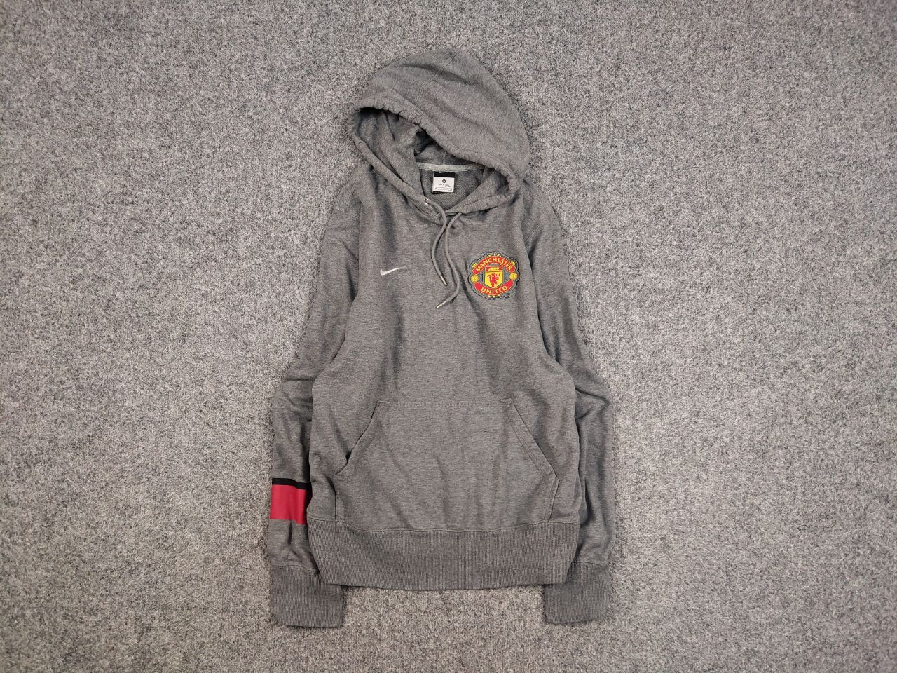 Nike Vintage Nike x Manchester United Logo Gray Hoodie Size US M / EU 48-50 / 2 - 1 Thumbnail