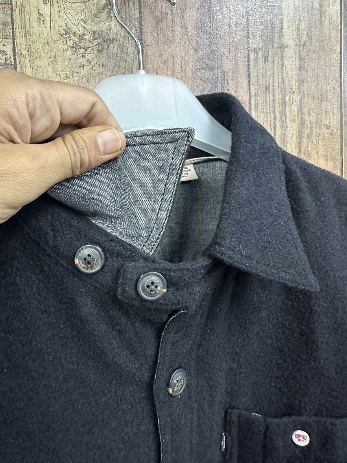 Levi's Vintage Levis Black Wool Button Shirt Z25 Size US S / EU 44-46 / 1 - 7 Thumbnail