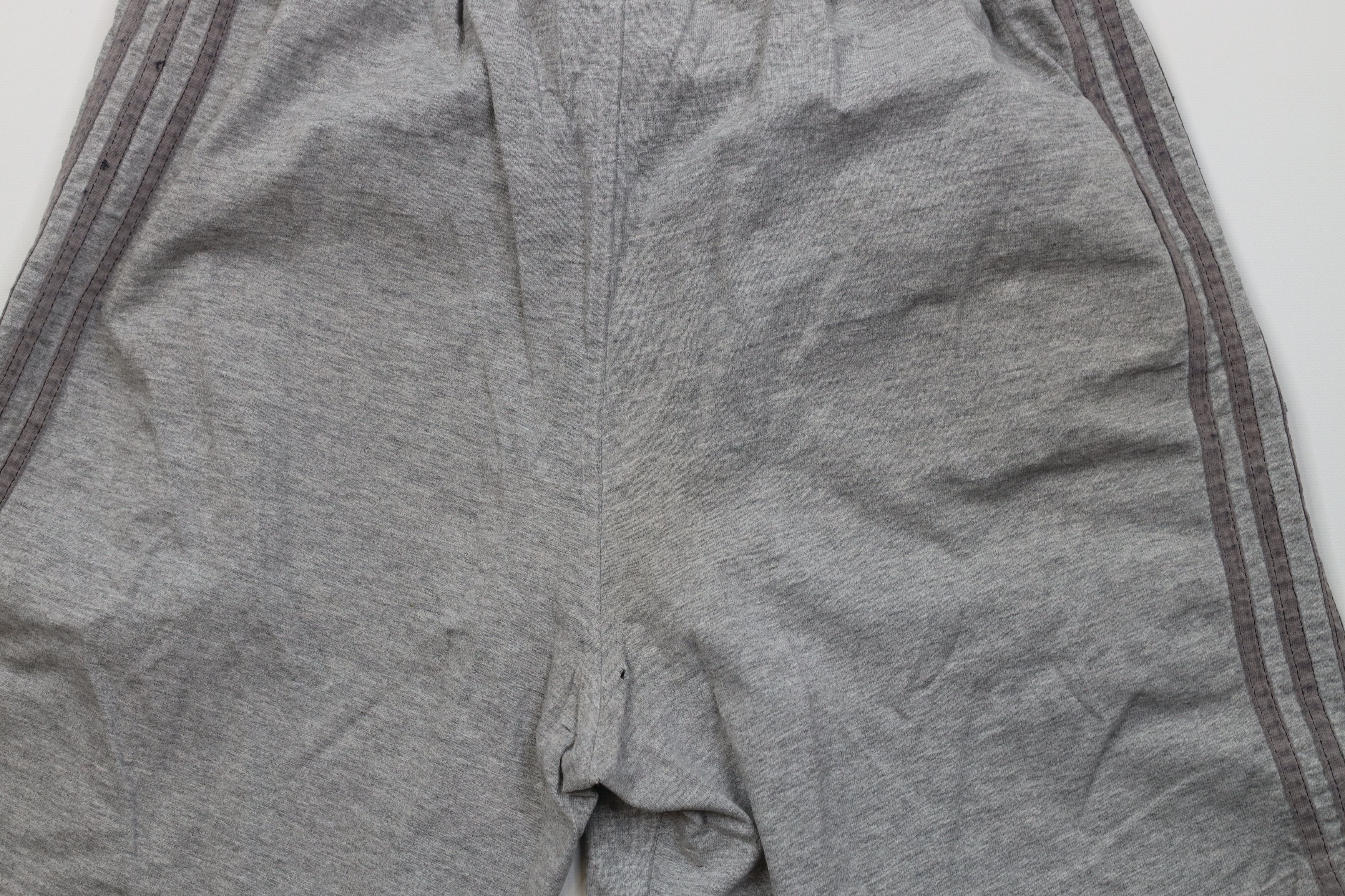 Adidas Vintage 90s Adidas Spell Out Above Knee Shorts Gray USA Size US 34 / EU 50 - 14 Thumbnail