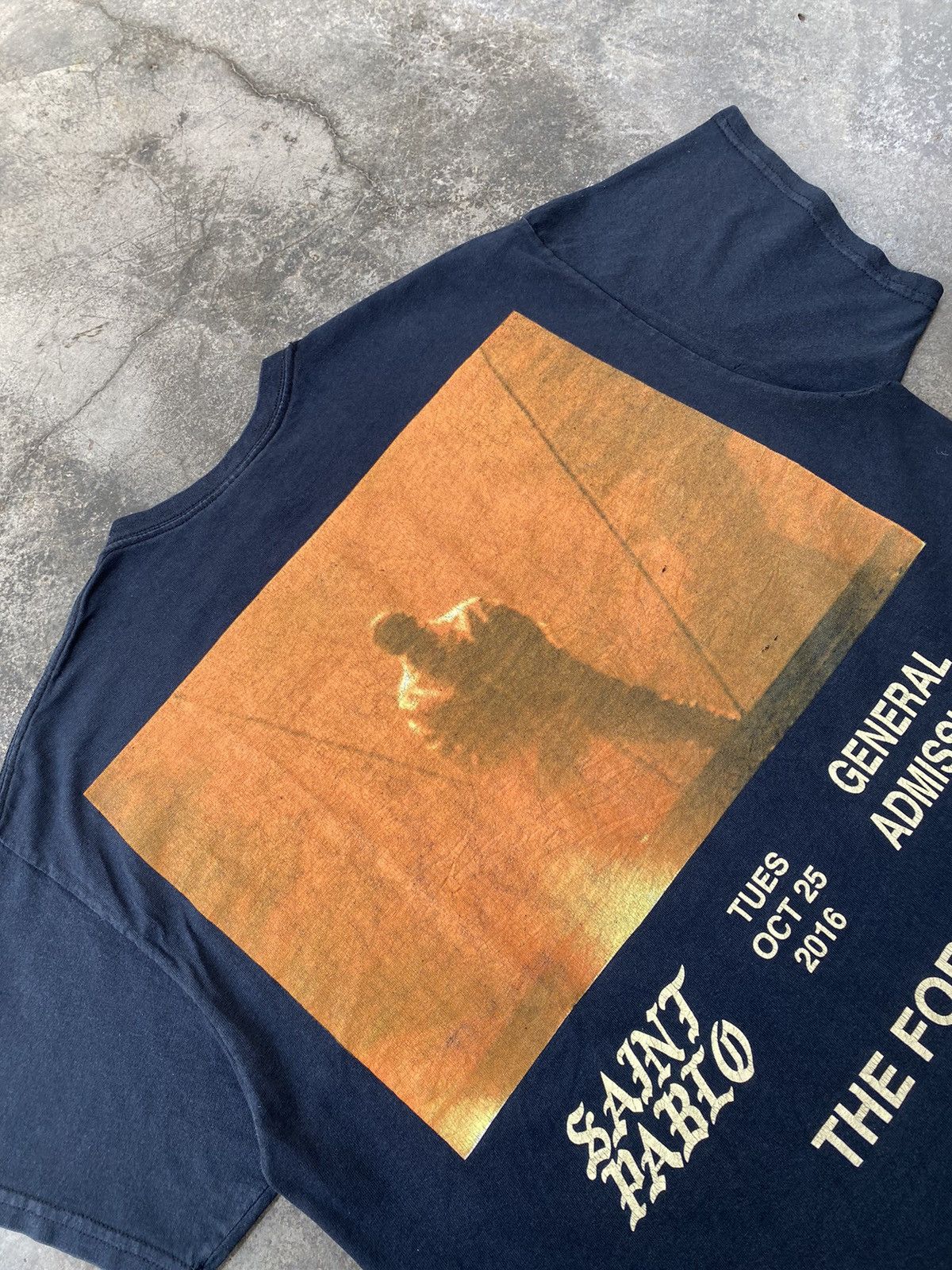 Kanye West Kanye West Saint Pablo 2016 Distressed Tees Size US L / EU 52-54 / 3 - 4 Thumbnail