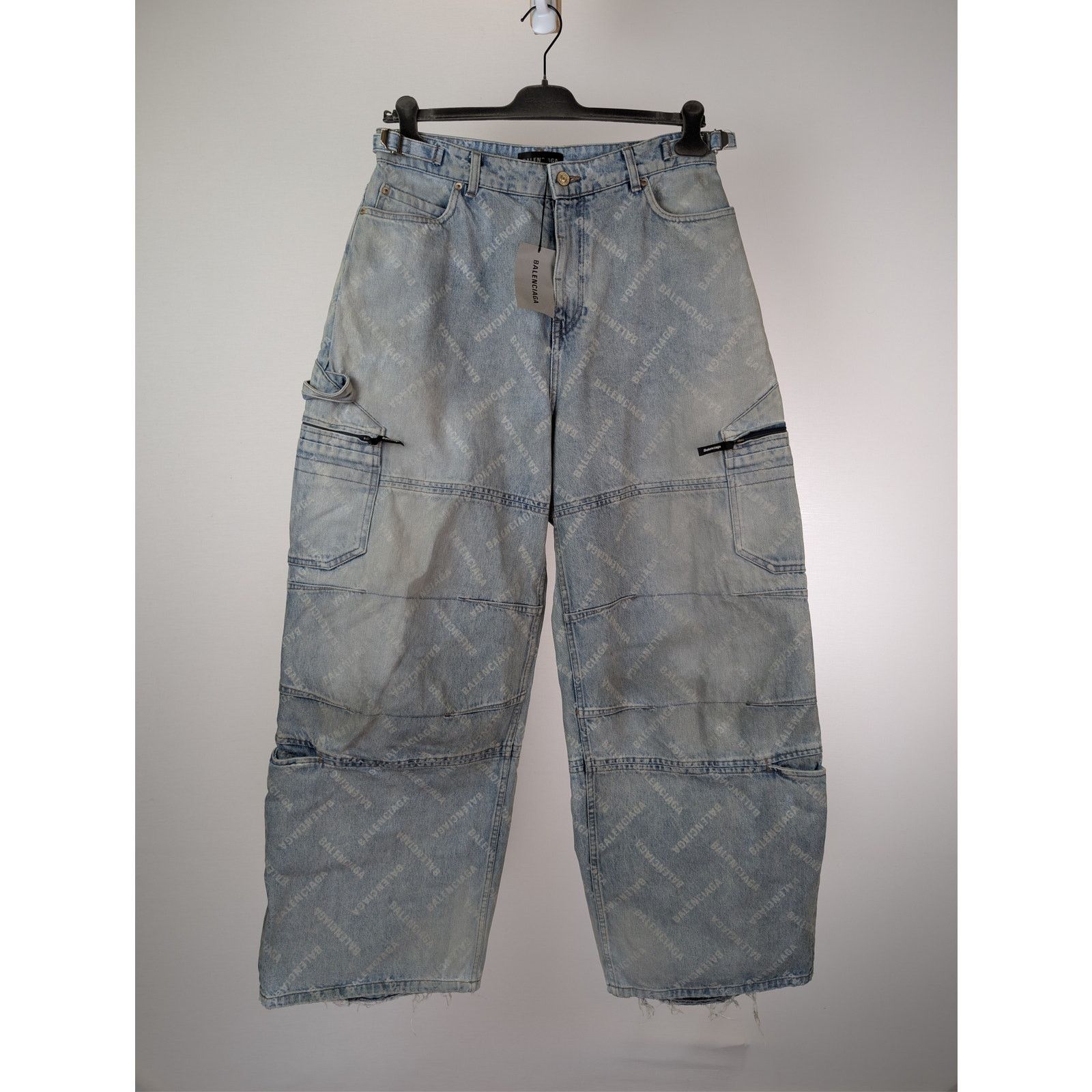 Balenciaga o1rshd1 Cargo Pants in Blue Size US 32 / EU 48 - 9 Thumbnail