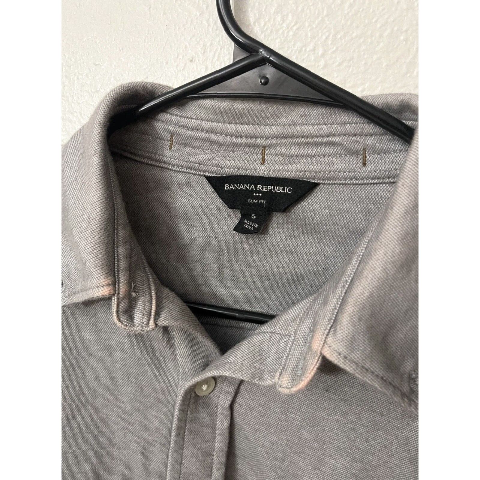 Banana Republic Banana Republic Button-Up Shirt Mens Small Gray Solid Slim Fit Shirt Adult Small Gray Banana Republic Size US S / EU 44-46 / 1 - 3 Thumbnail