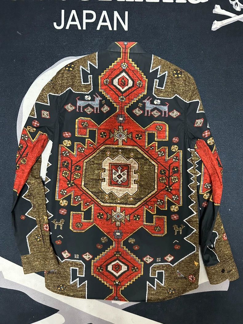 Givenchy Givenchy Shirt, runway style with classic retro totem patt Size US M / EU 48-50 / 2 - 5 Thumbnail