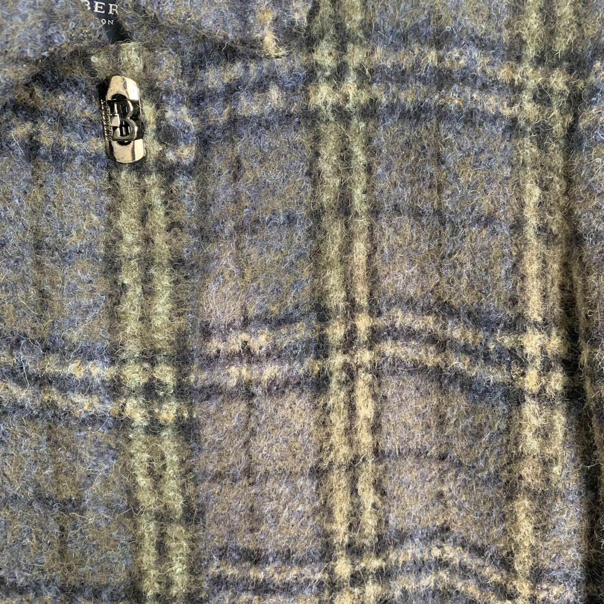 Burberry × Vintage Luxury Brand Burberry London Checkerboard Wool Long Jacket Size S / US 4 / IT 40 - 5 Thumbnail