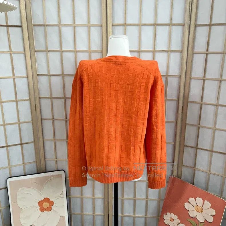 Hermes Hermes Orange V-neck sweater, pure wool Size XS / US 0-2 / IT 36-38 - 2 Thumbnail