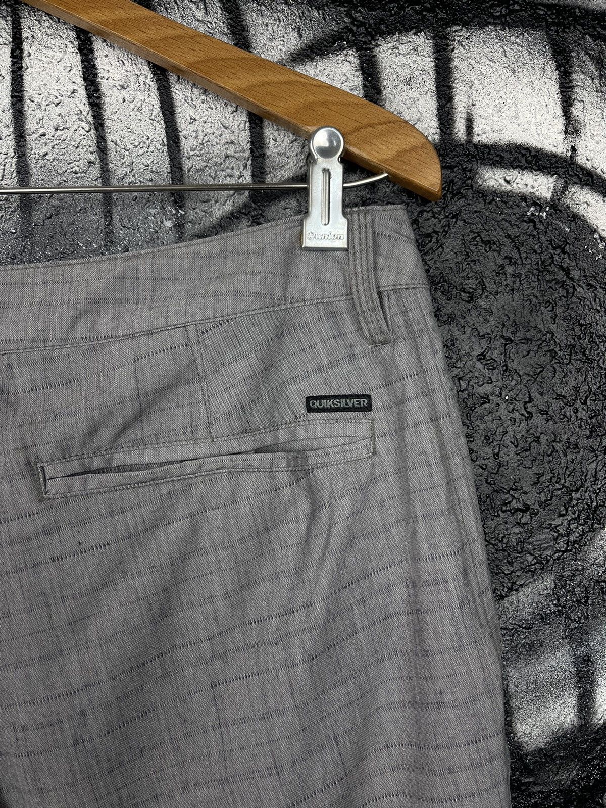 Quiksilver × Vintage Quiksilver Amphibians Grey Beach Shorts Men’s Size 30 Size US 30 / EU 46 - 7 Thumbnail