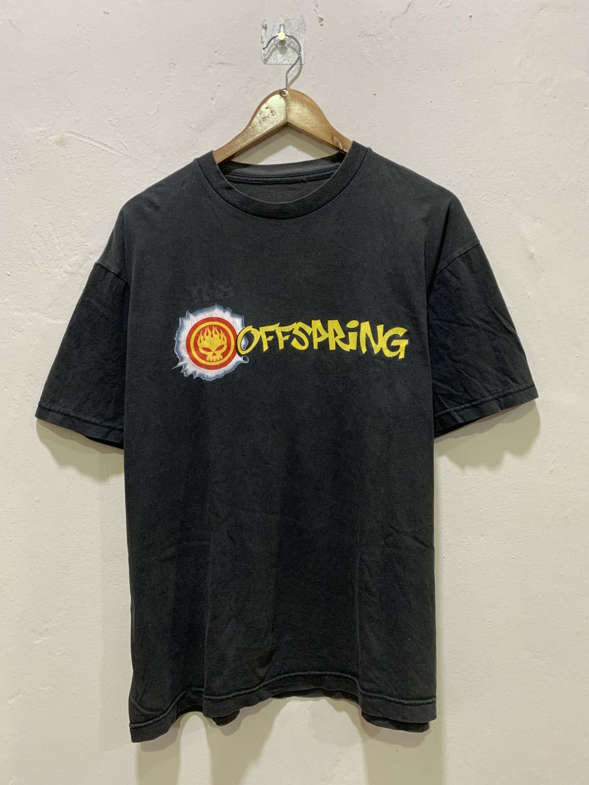 Band Tees Vintage The Offspring Band Tshirt Size US XL / EU 56 / 4 - 2 Thumbnail