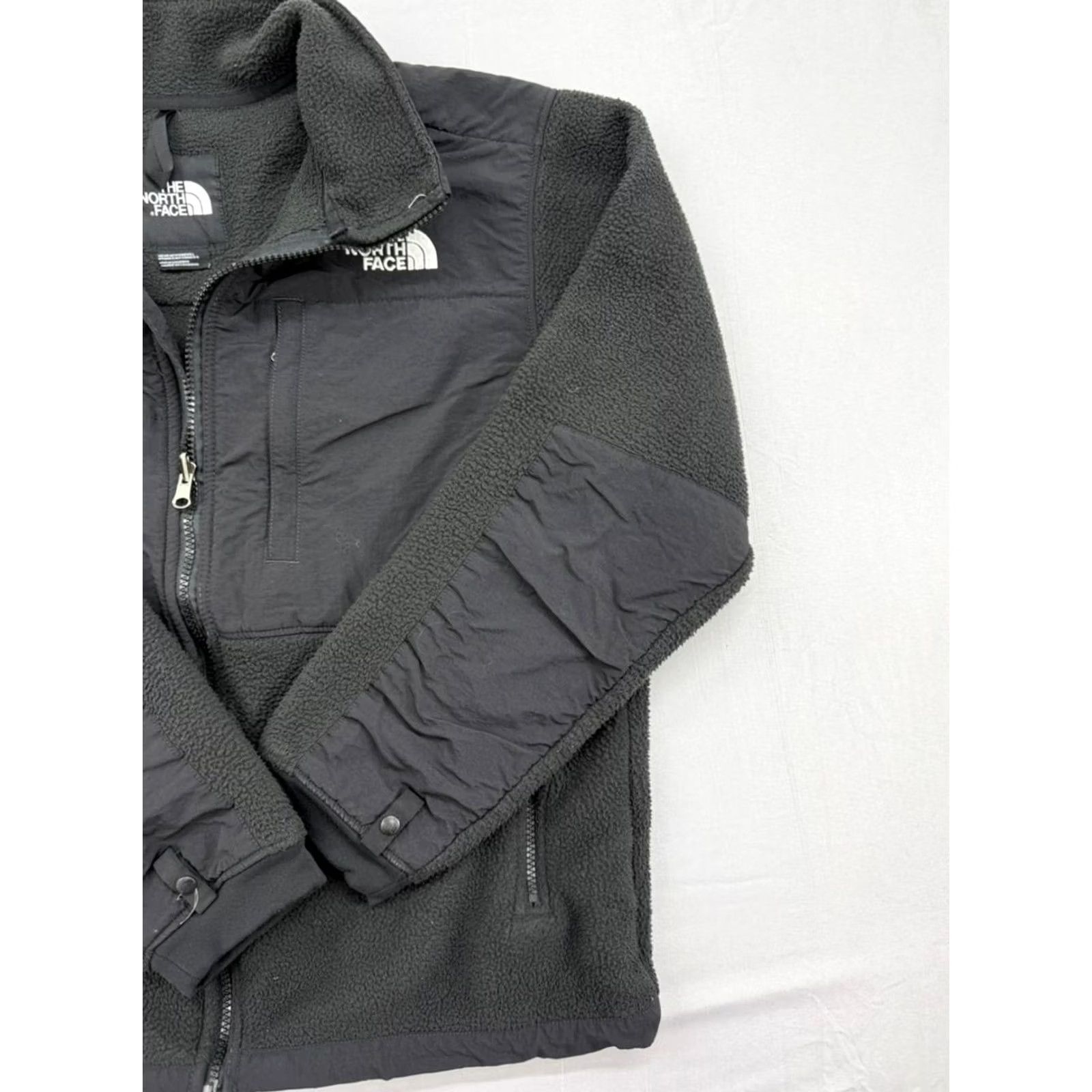 The North Face The North Face Grey Full Zip Fleece Jacket L - Men’s, Vintage-Style Look, Zipper Pockets, Regular Jacket/Coat Length Hip Size US L / EU 52-54 / 3 - 4 Thumbnail