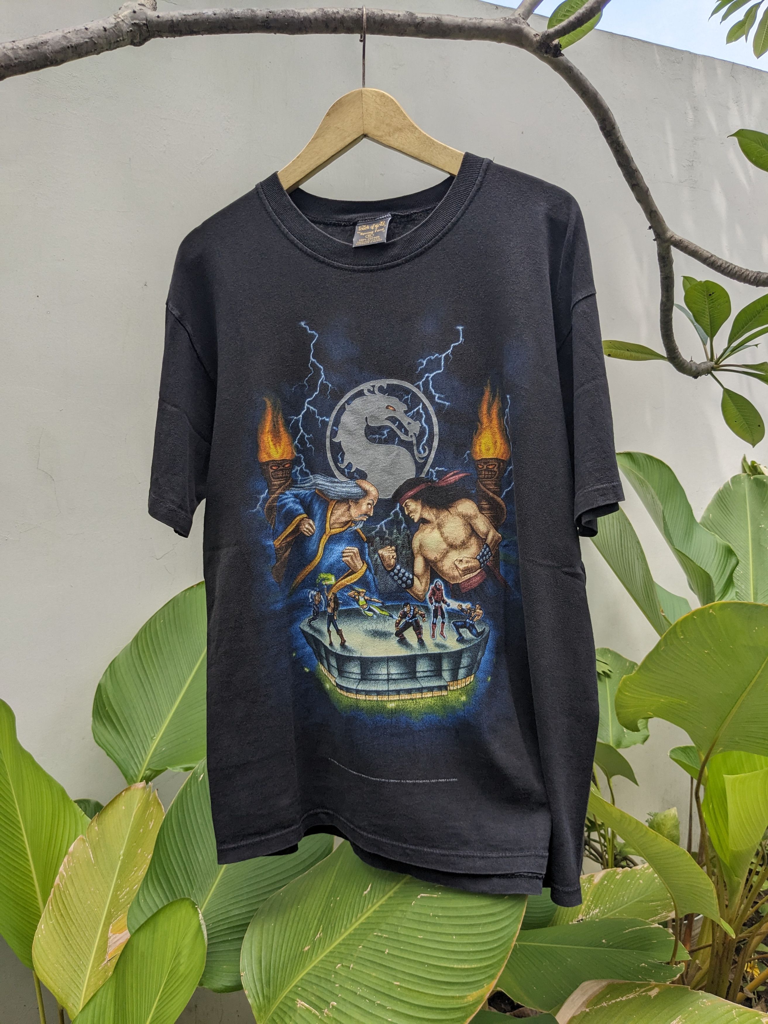 Vintage Vintage Mortal Kombat 1992 T-shirt Size US XL / EU 56 / 4 - 1 Thumbnail