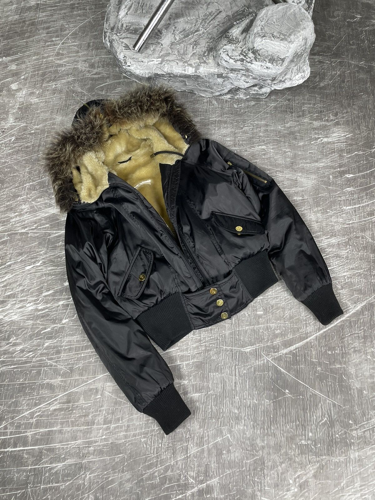 If Six Was Nine × Japanese Brand 2000s Fur Japanese Cropped Bomber Y2K Hysteric Glamour Style Size US S / EU 44-46 / 1 - 4 Thumbnail