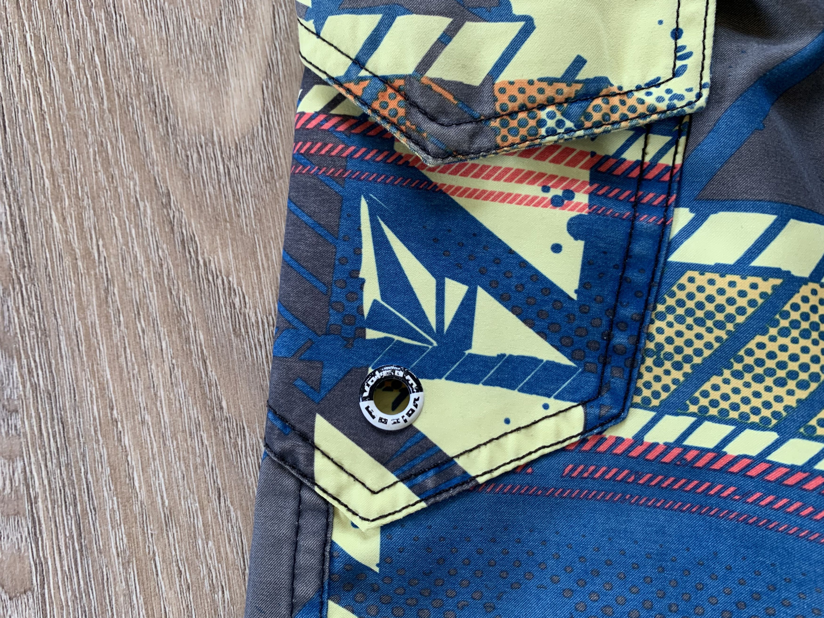 Volcom Volcom Vintage Board Swim Printed Shorts Size US 33 - 6 Thumbnail