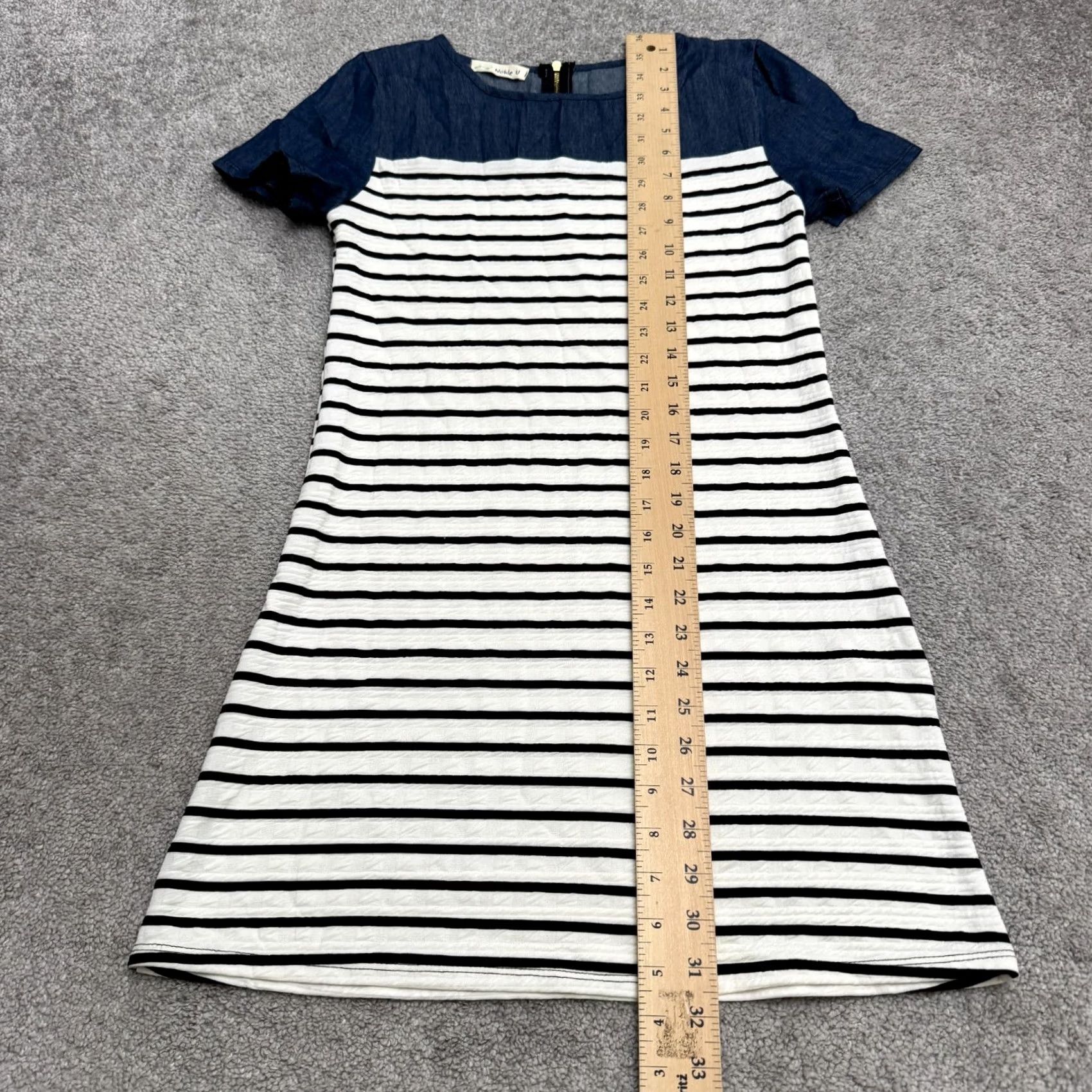 Denime Noble U Chambray Denim Shift Dress Womens Small Blue White Striped Short Sleeve Size 28" / US 6 / IT 42 - 7 Thumbnail