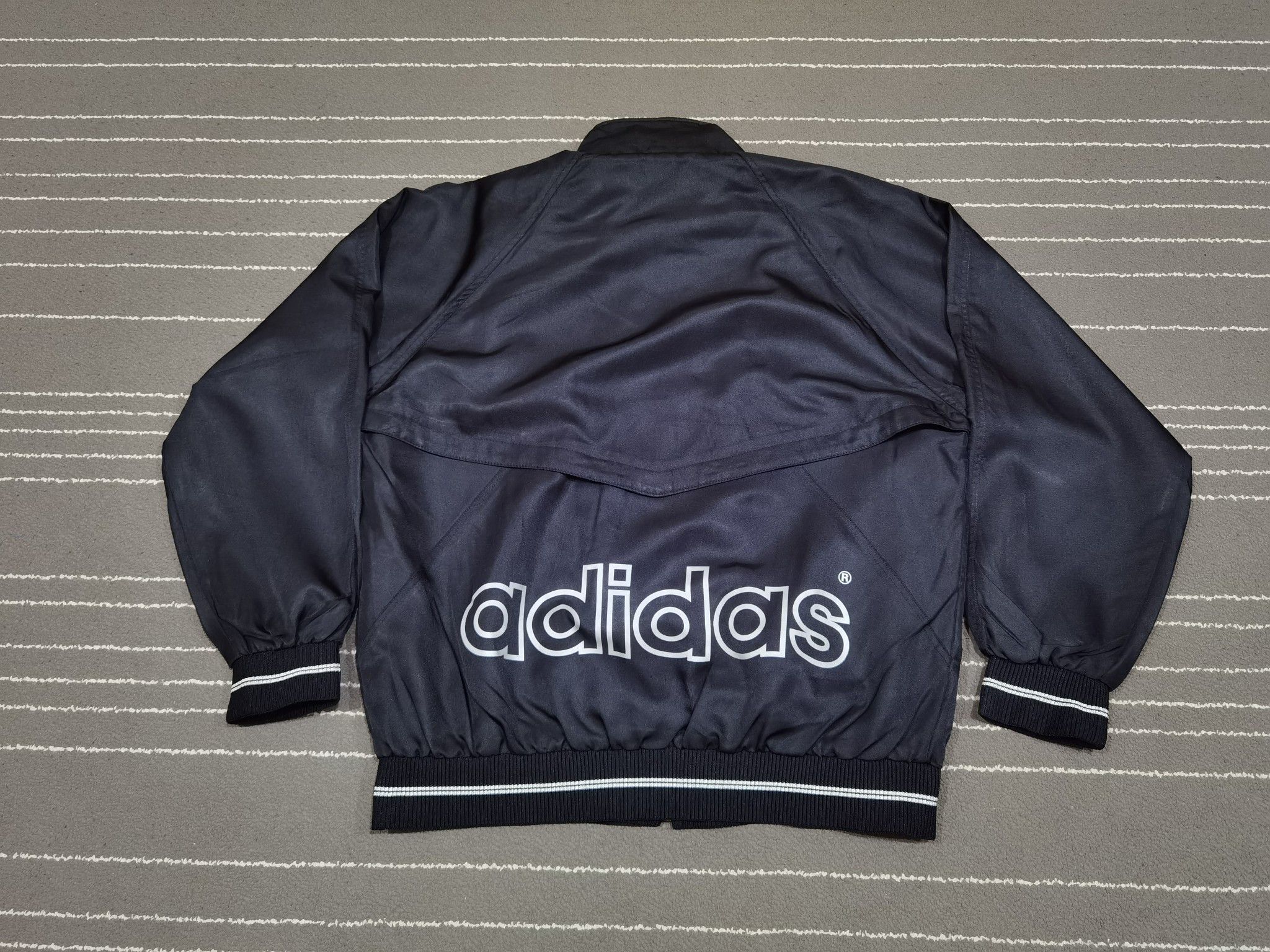 Adidas Vintage tennis Adidas team M 2240 Size US M / EU 48-50 / 2 - 4 Thumbnail