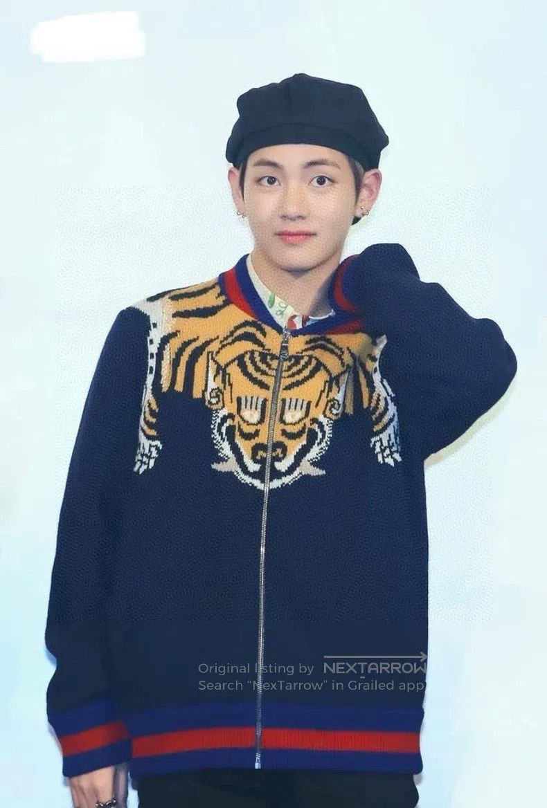 Gucci Gucci Dark blue knitted tiger head jacket Size US S / EU 44-46 / 1 - 9 Thumbnail