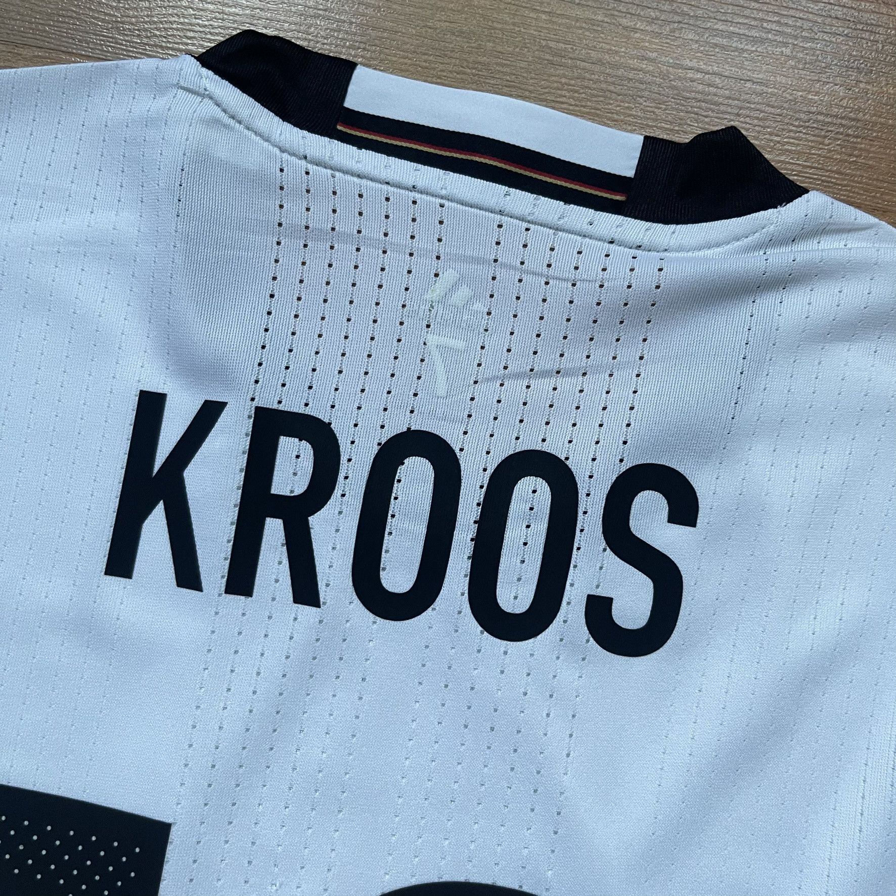 Adidas × Vintage GERMANY ADIDAS ADIZERO 2016 EURO HOME JERSEY #18 KROOS Size US L / EU 52-54 / 3 - 17 Thumbnail
