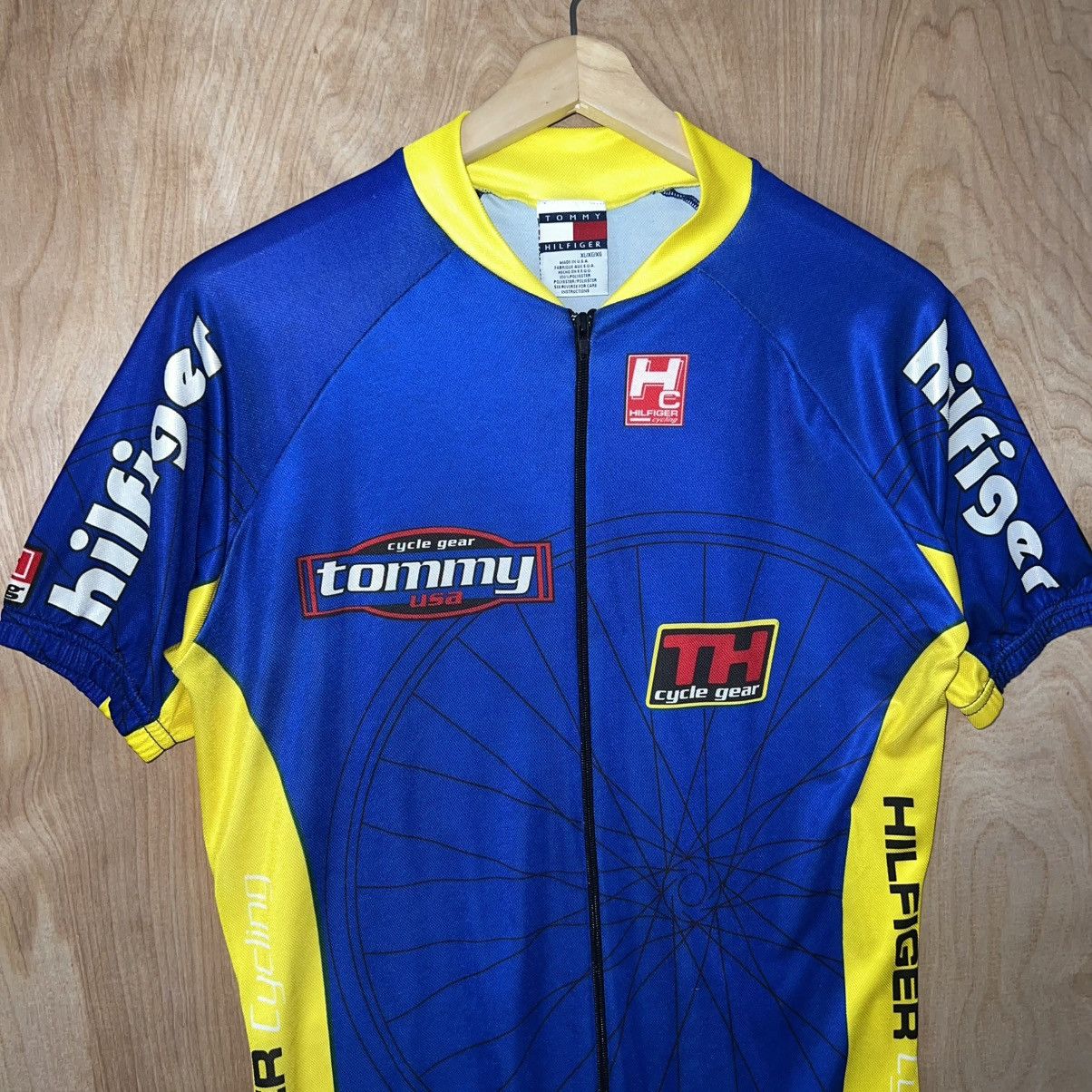 Tommy Hilfiger VINTAGE TOMMY HILFIGER USA MADE LOGO DESIGNER CYCLING JERSEY Size US XL / EU 56 / 4 - 2 Thumbnail
